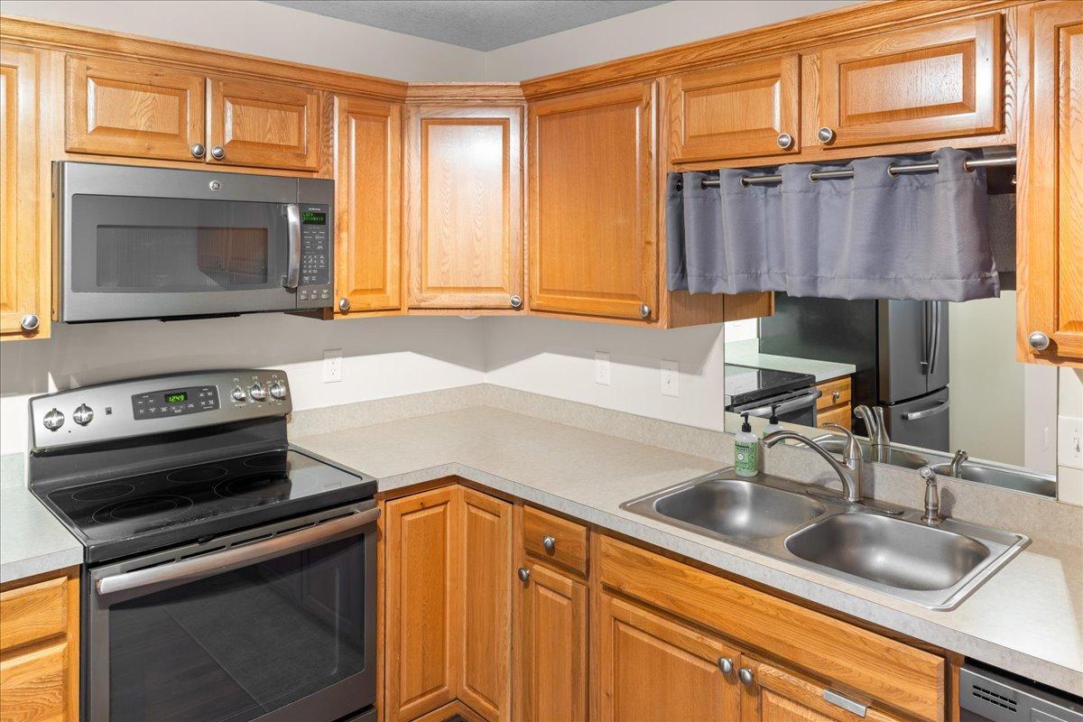 View of Residential at 38260 Explorer Circle, North Branch MN 55056, North Branch (11 of 29) - Mike Wilen | Minnesota Team Real Estate