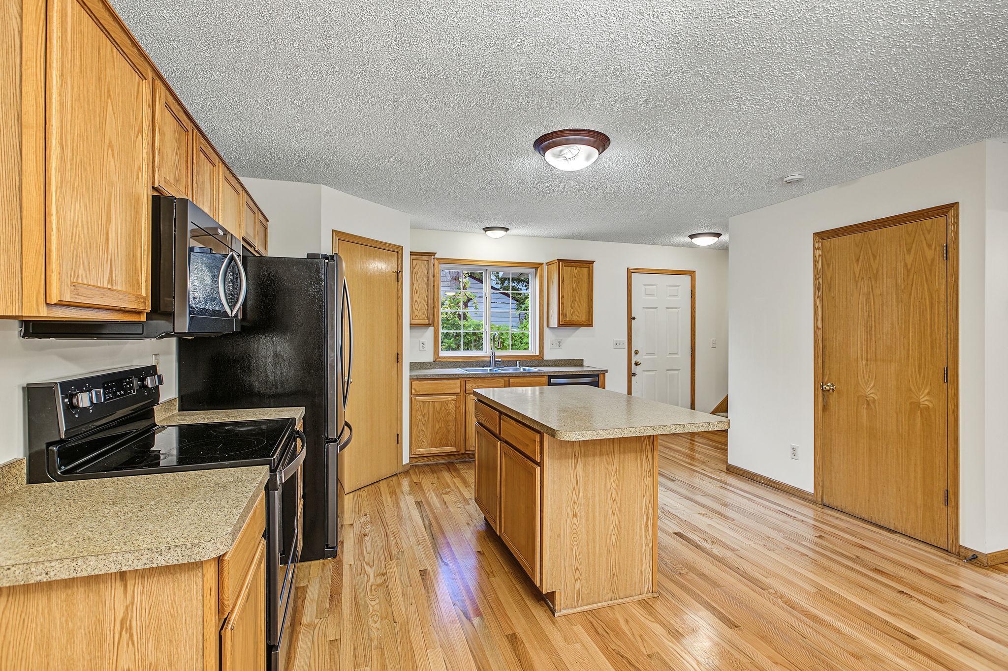 View of Residential at 12 City View Lane, Saint Paul MN 55107, Saint Paul (12 of 35) - Mike Wilen | Minnesota Team Real Estate