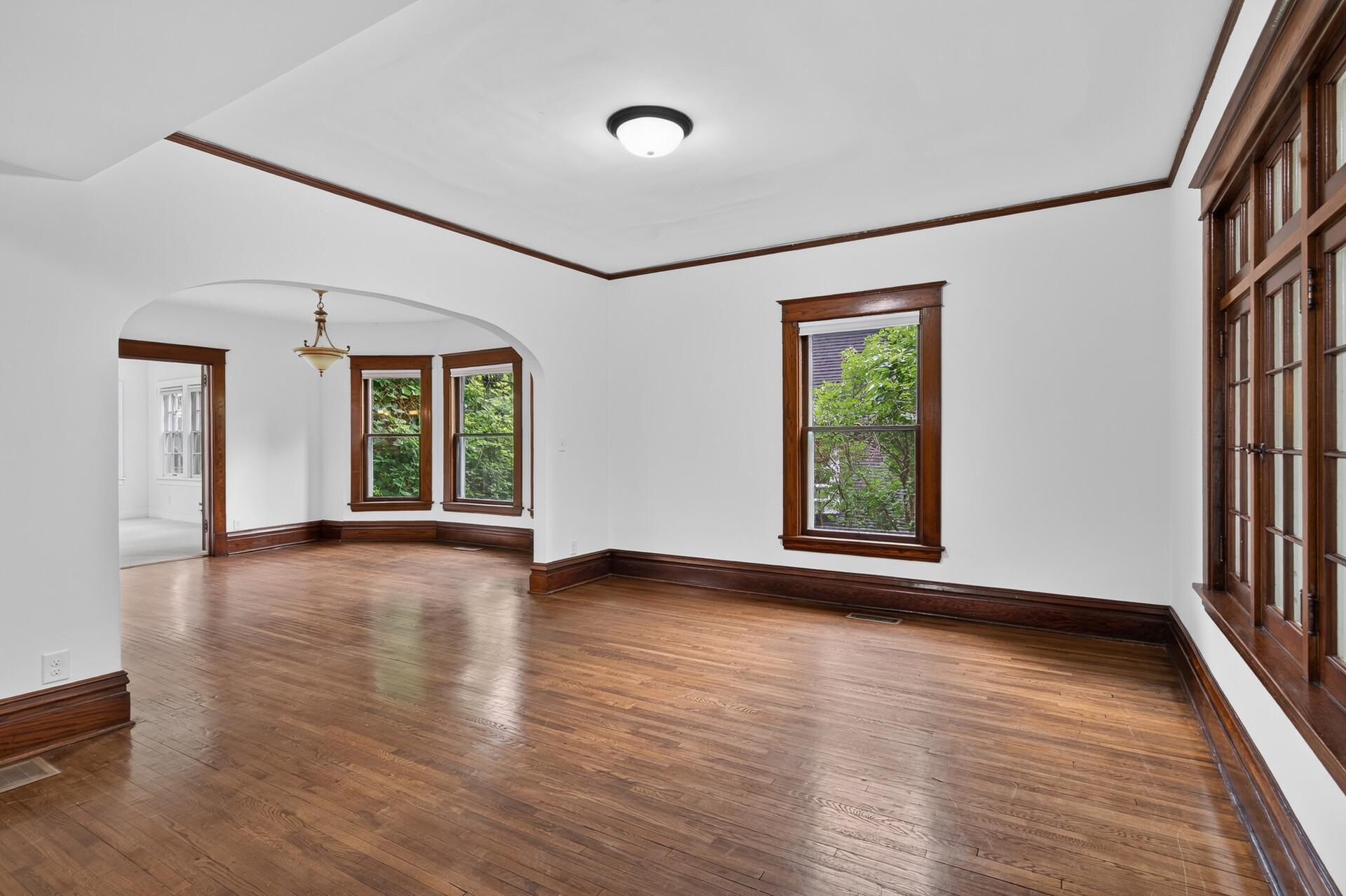 View of Residential at 2162 Dayton Avenue, Saint Paul MN 55104, Saint Paul (10 of 63) - Mike Wilen | Minnesota Team Real Estate
