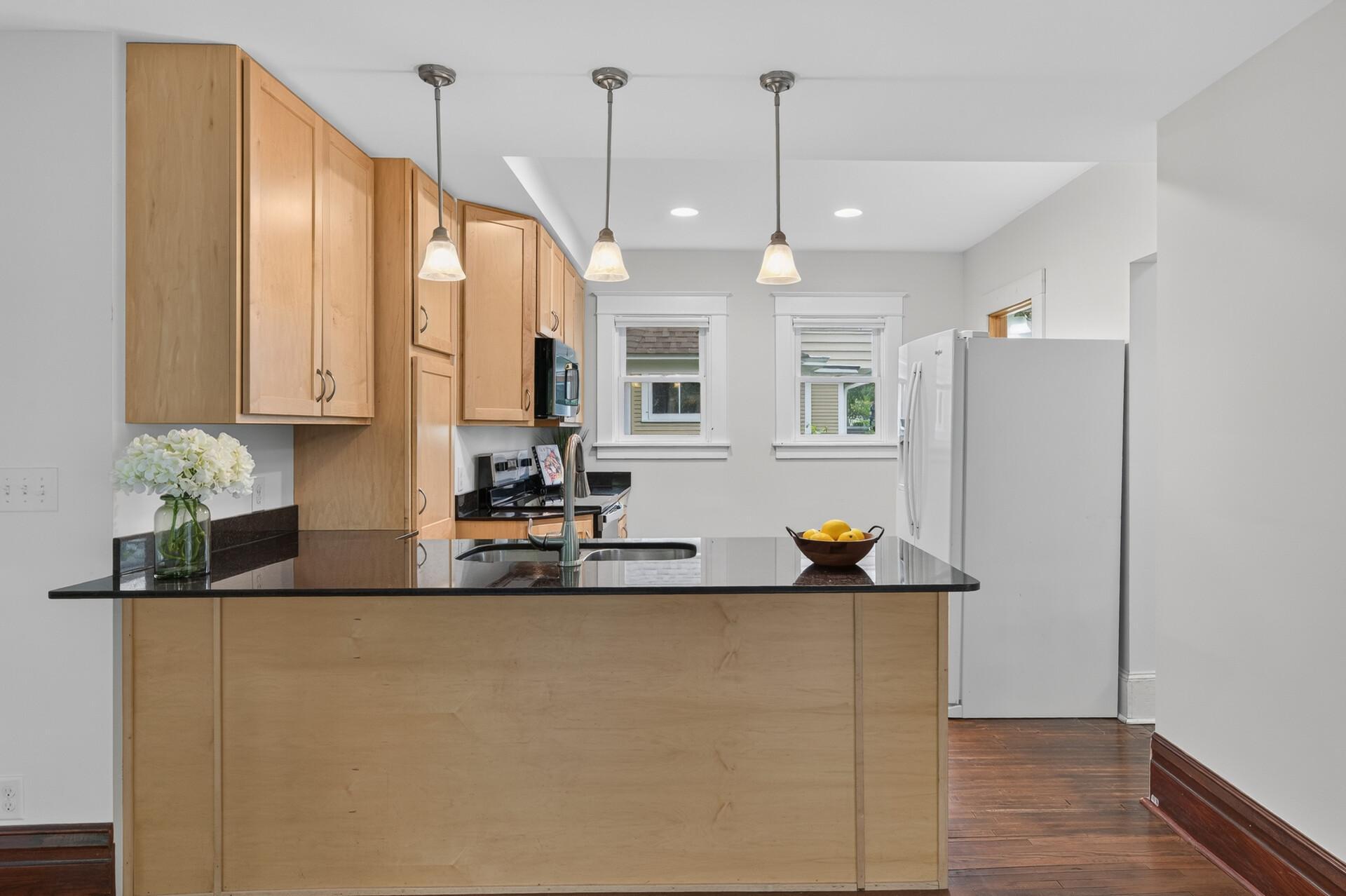 View of Residential at 2162 Dayton Avenue, Saint Paul MN 55104, Saint Paul (15 of 63) - Mike Wilen | Minnesota Team Real Estate