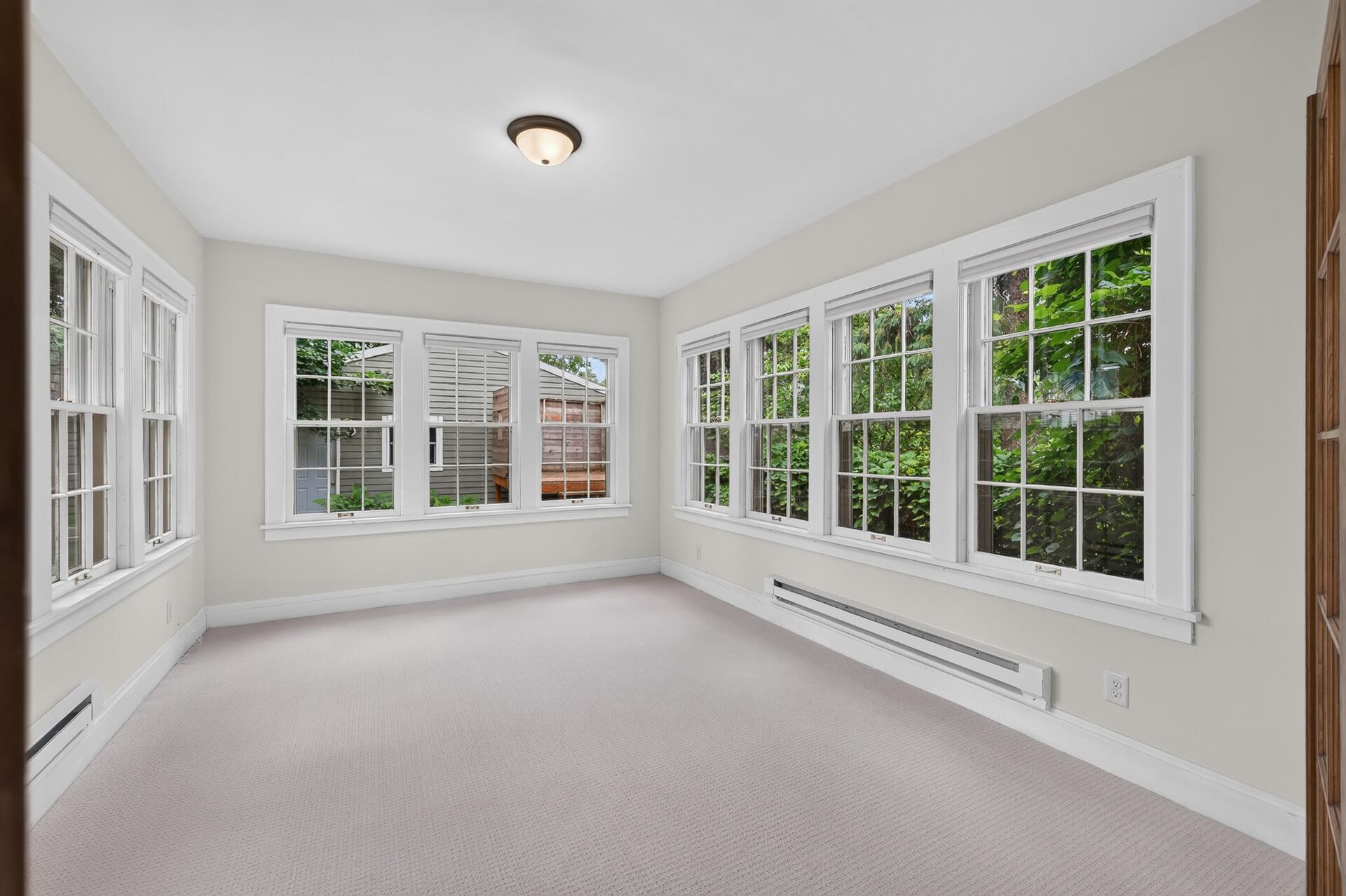 View of Residential at 2162 Dayton Avenue, Saint Paul MN 55104, Saint Paul (24 of 63) - Mike Wilen | Minnesota Team Real Estate