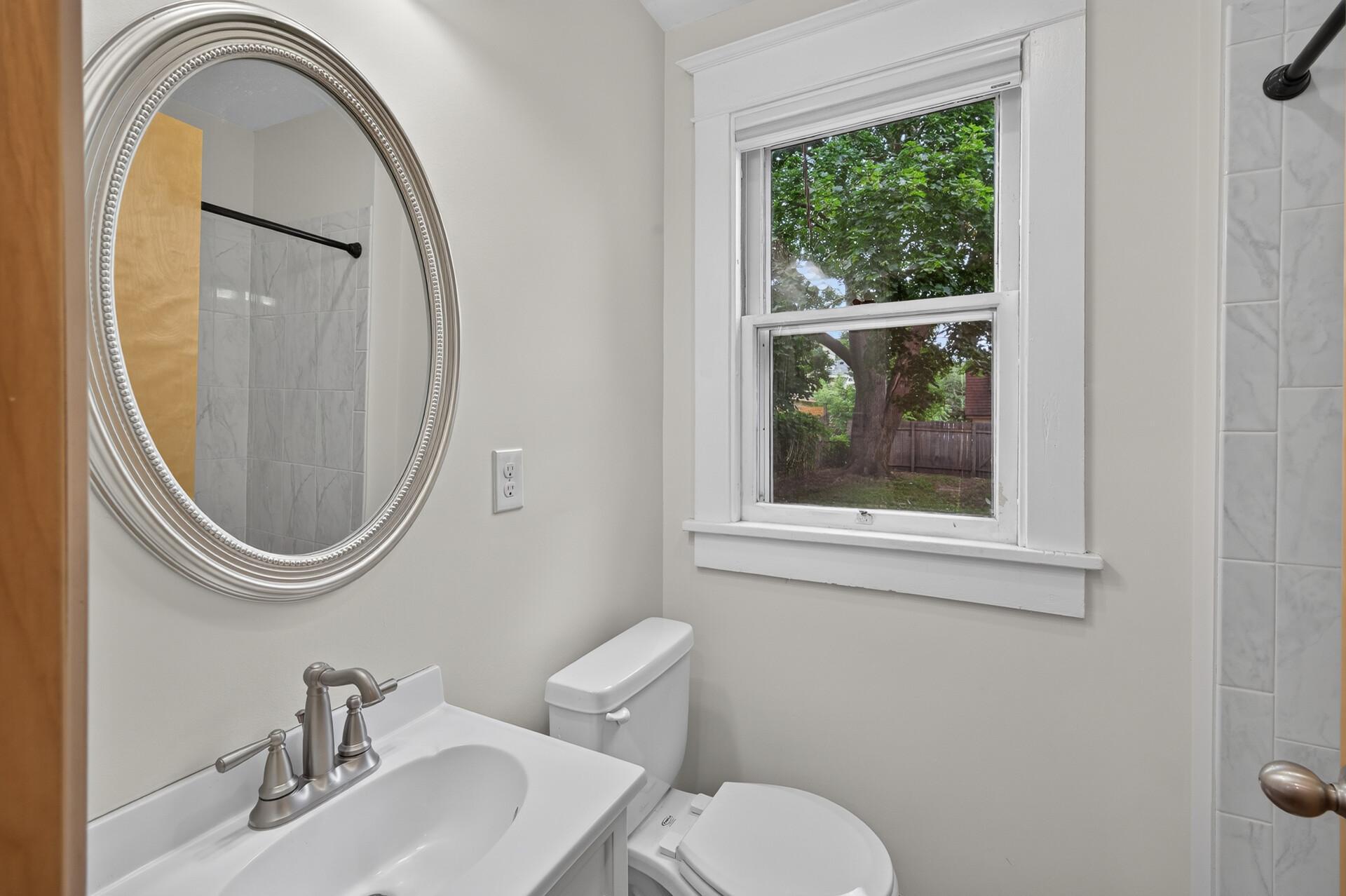 View of Residential at 2162 Dayton Avenue, Saint Paul MN 55104, Saint Paul (26 of 63) - Mike Wilen | Minnesota Team Real Estate