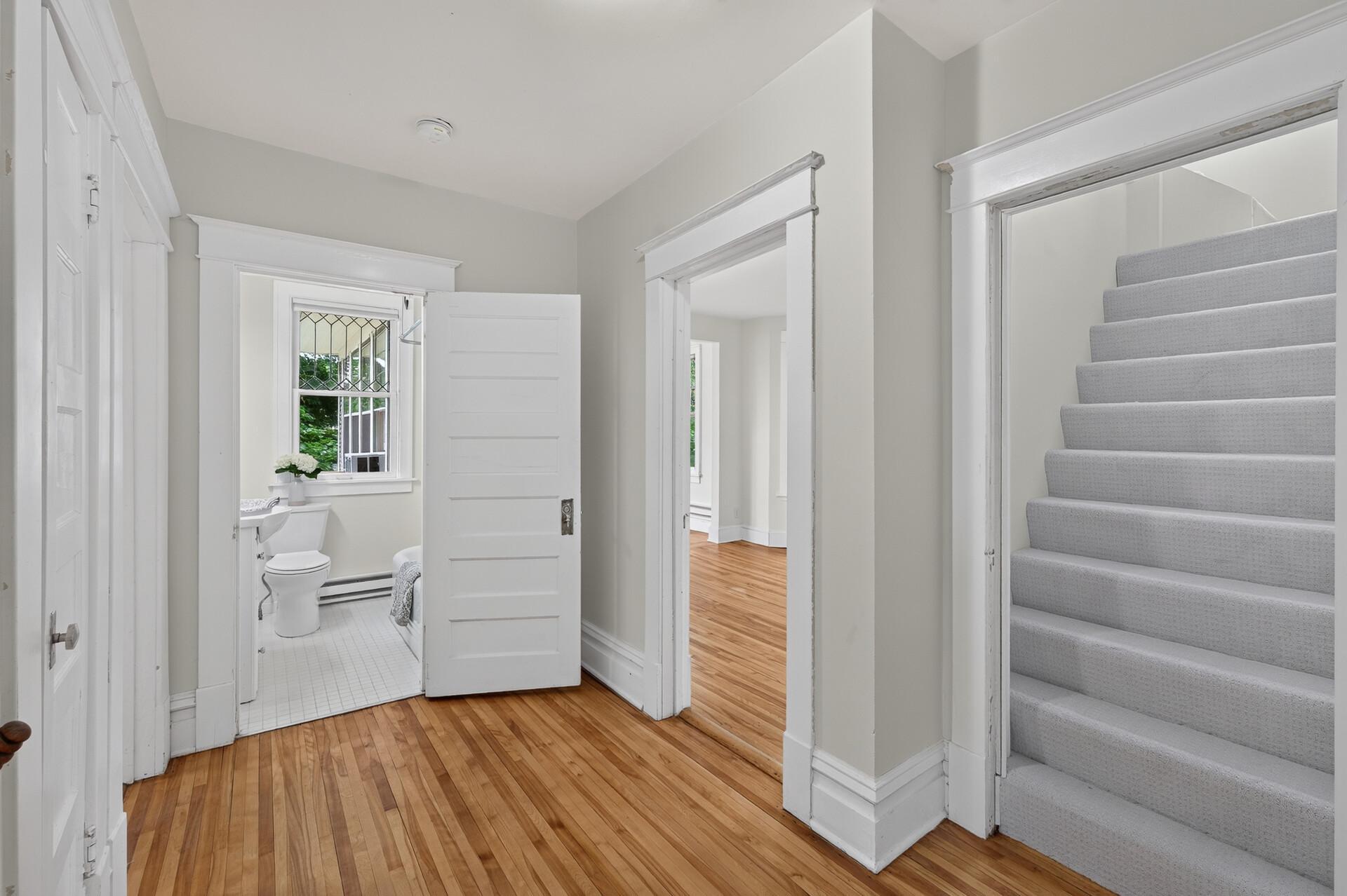 View of Residential at 2162 Dayton Avenue, Saint Paul MN 55104, Saint Paul (31 of 63) - Mike Wilen | Minnesota Team Real Estate