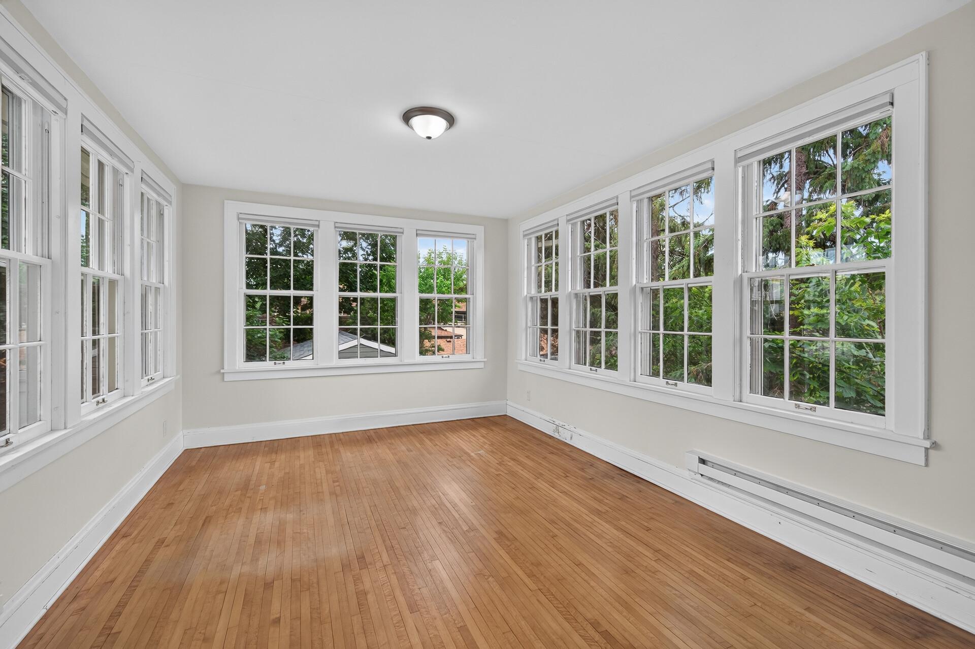 View of Residential at 2162 Dayton Avenue, Saint Paul MN 55104, Saint Paul (35 of 63) - Mike Wilen | Minnesota Team Real Estate