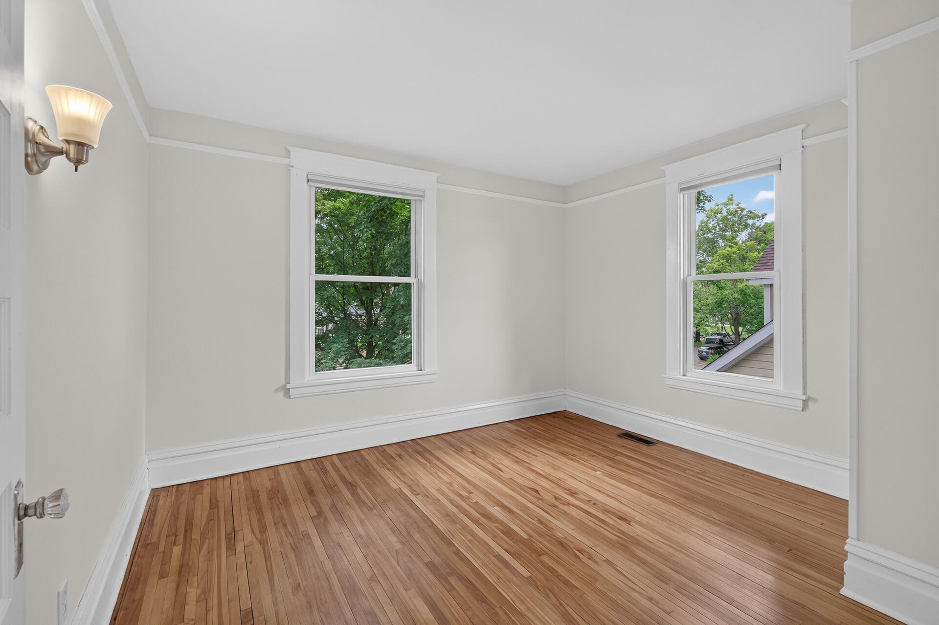 View of Residential at 2162 Dayton Avenue, Saint Paul MN 55104, Saint Paul (38 of 63) - Mike Wilen | Minnesota Team Real Estate