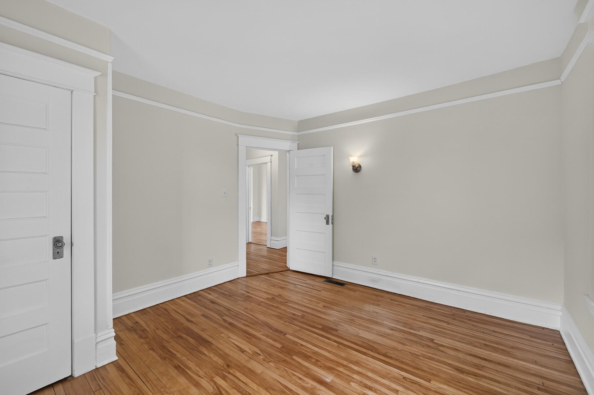 View of Residential at 2162 Dayton Avenue, Saint Paul MN 55104, Saint Paul (39 of 63) - Mike Wilen | Minnesota Team Real Estate