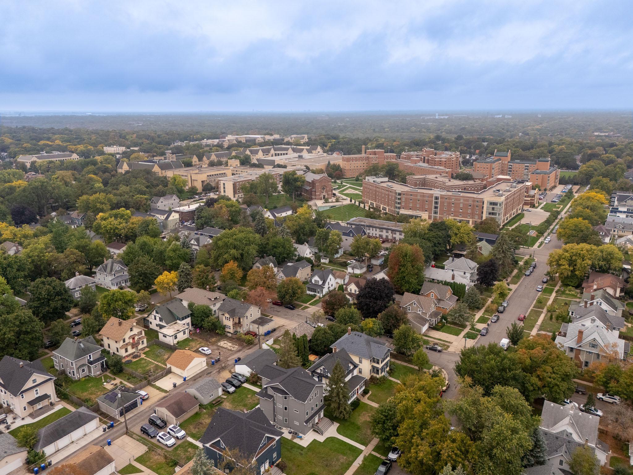 View of Residential at 2012 Selby Avenue, Saint Paul MN 55104, Saint Paul (45 of 47) - Mike Wilen | Minnesota Team Real Estate