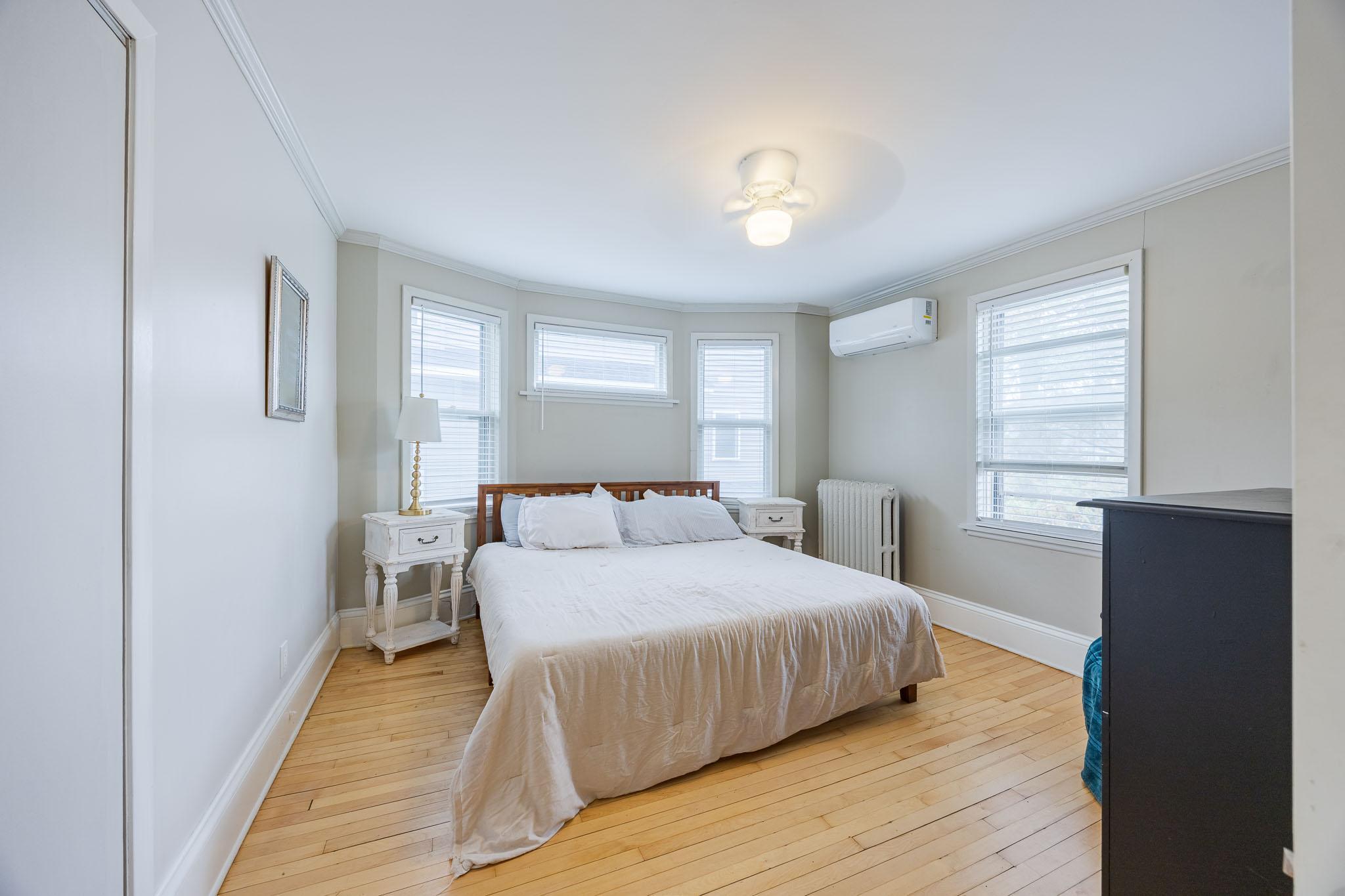 View of Residential at 2012 Selby Avenue, Saint Paul MN 55104, Saint Paul (21 of 47) - Mike Wilen | Minnesota Team Real Estate