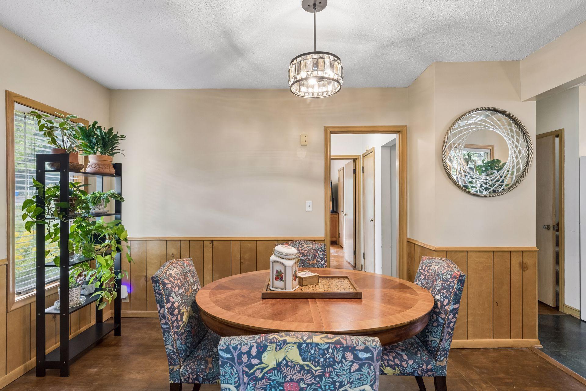 View of Residential at 1190 Ottawa Avenue, West Saint Paul MN 55118, West Saint Paul (8 of 39) - Mike Wilen | Minnesota Team Real Estate