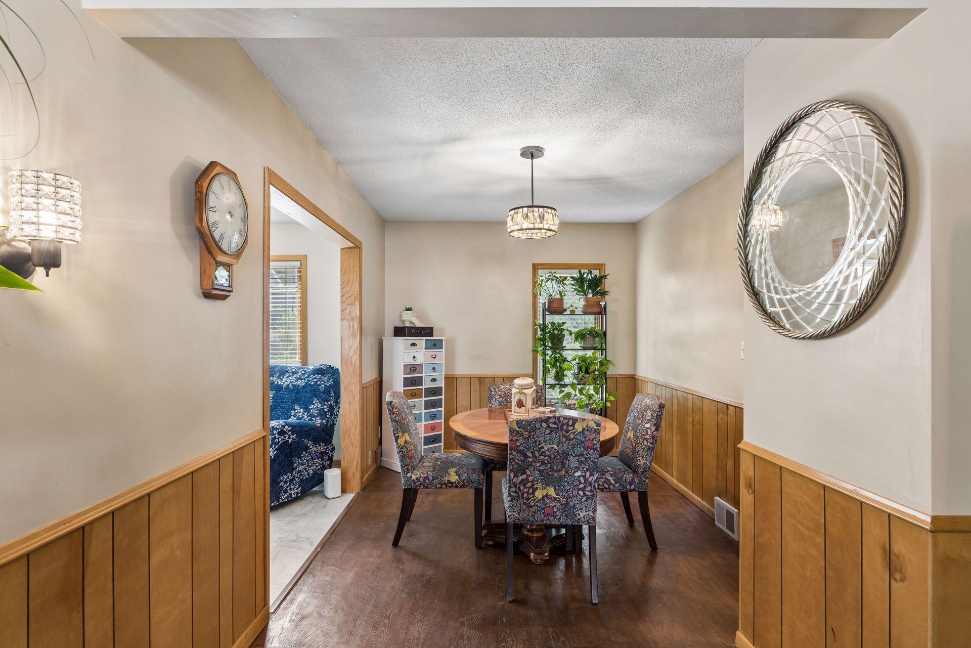 View of Residential at 1190 Ottawa Avenue, West Saint Paul MN 55118, West Saint Paul (6 of 39) - Mike Wilen | Minnesota Team Real Estate