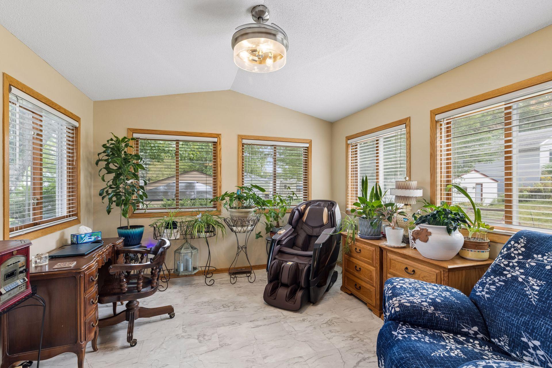 View of Residential at 1190 Ottawa Avenue, West Saint Paul MN 55118, West Saint Paul (17 of 39) - Mike Wilen | Minnesota Team Real Estate
