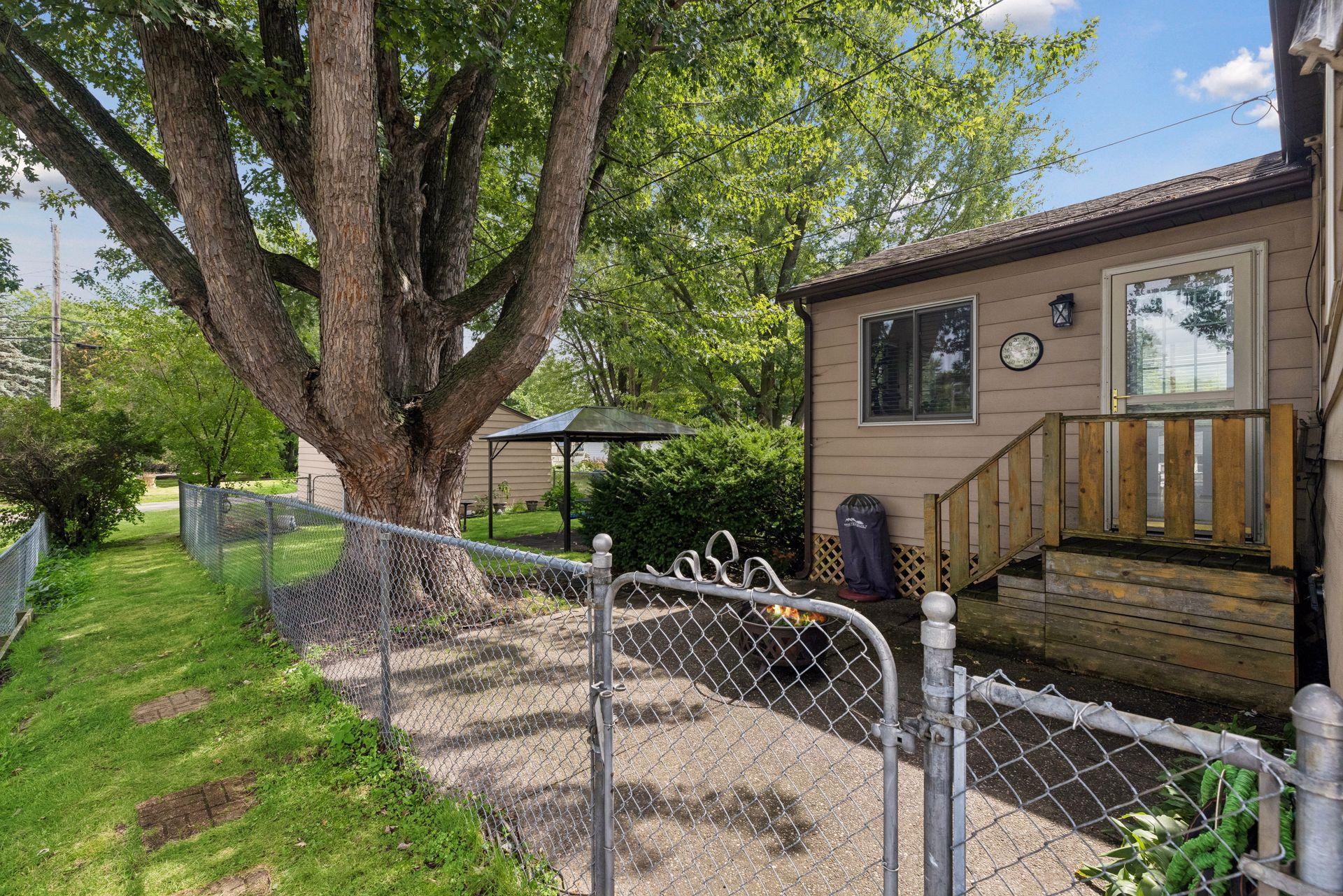 View of Residential at 1190 Ottawa Avenue, West Saint Paul MN 55118, West Saint Paul (27 of 39) - Mike Wilen | Minnesota Team Real Estate