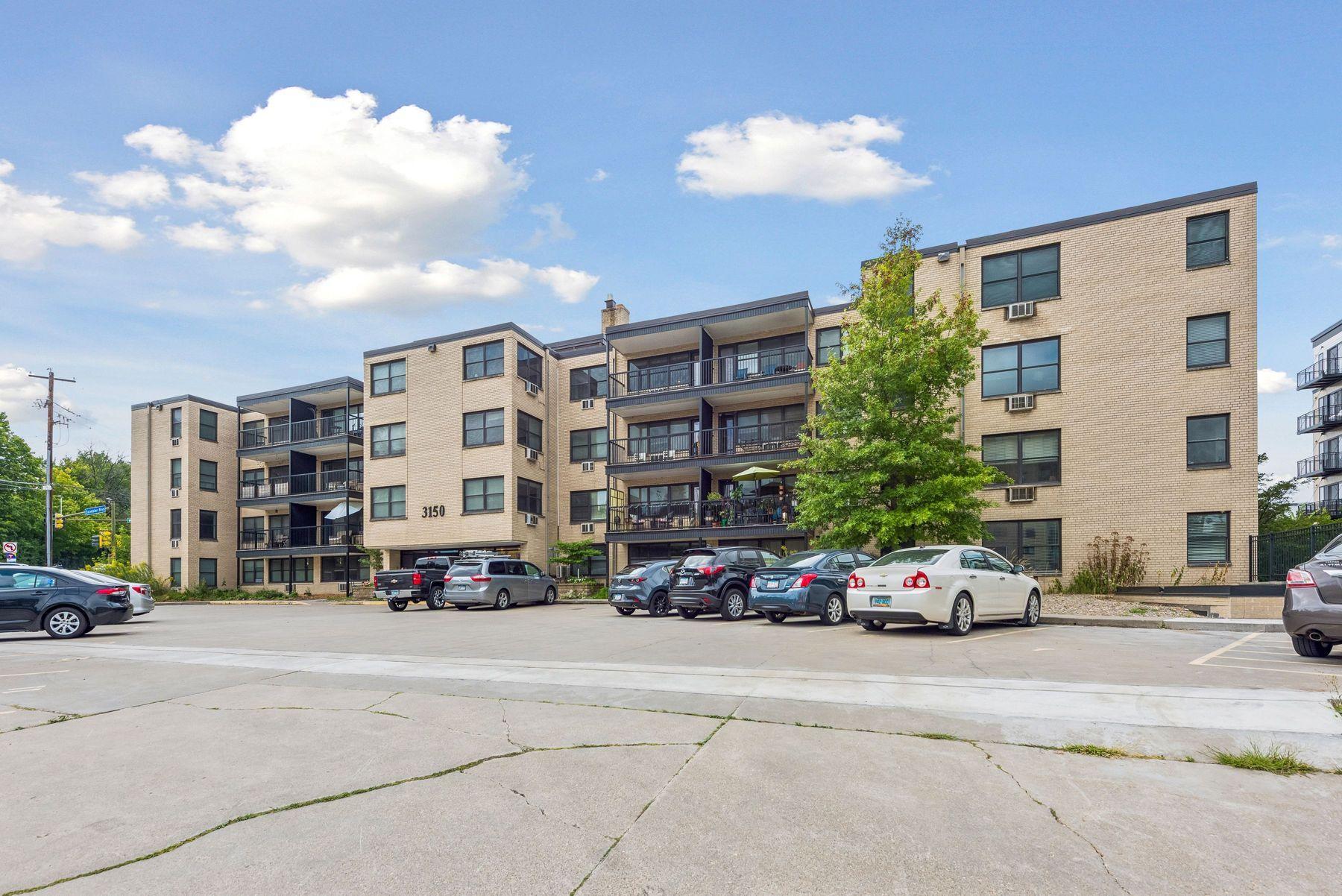 View of Residential at 3150 Excelsior Boulevard #401, Minneapolis MN 55416, Minneapolis (18 of 18) - Mike Wilen | Minnesota Team Real Estate