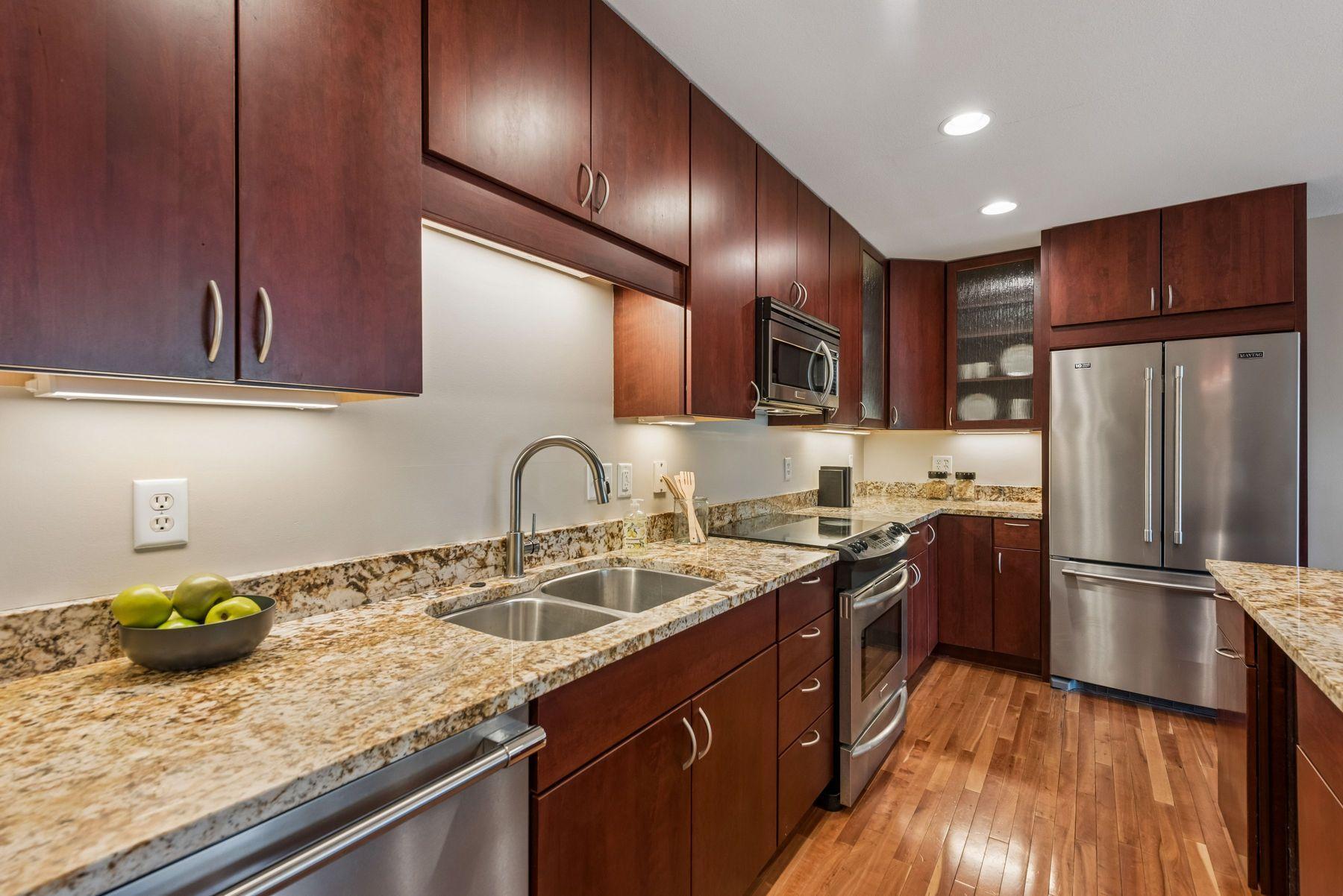View of Residential at 3150 Excelsior Boulevard #401, Minneapolis MN 55416, Minneapolis (3 of 18) - Mike Wilen | Minnesota Team Real Estate