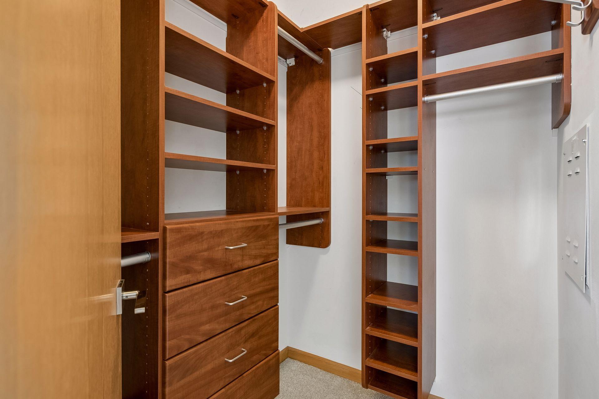 View of Residential at 2566 Ellis Avenue #104, Saint Paul MN 55114, Saint Paul (19 of 30) - Mike Wilen | Minnesota Team Real Estate