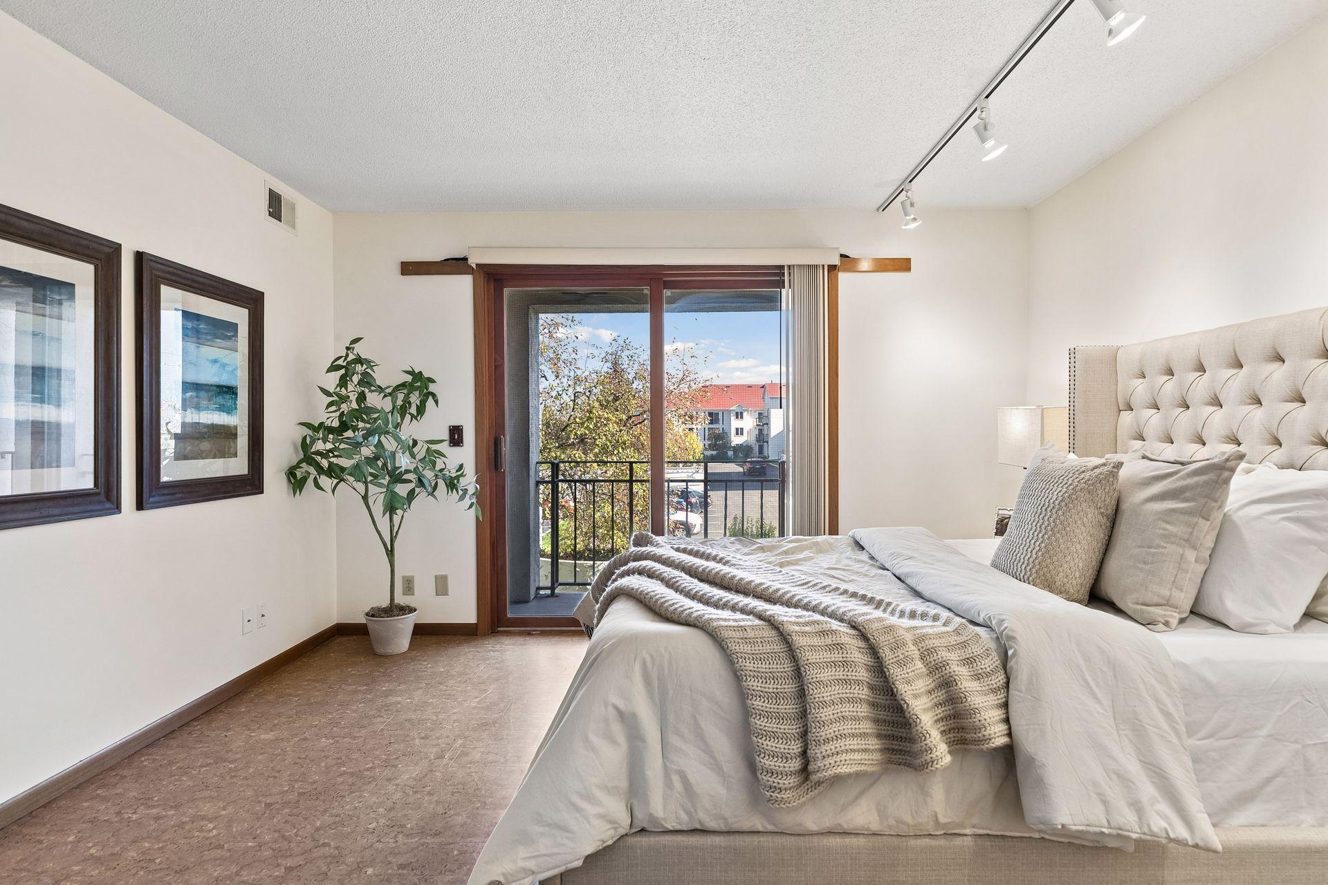 View of Residential at 1666 Coffman Street #215, Falcon Heights MN 55108, Falcon Heights (20 of 47) - Mike Wilen | Minnesota Team Real Estate