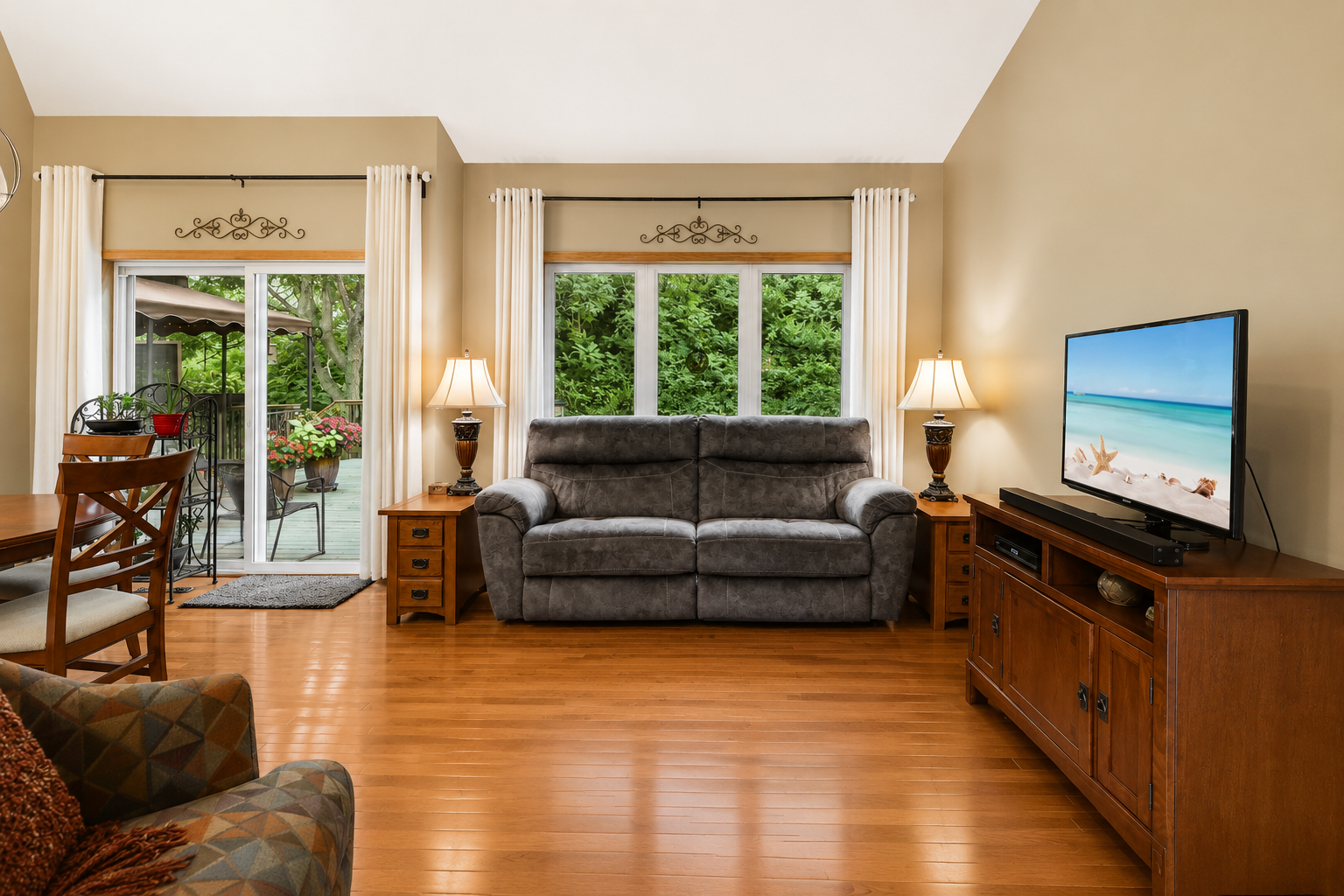 View of Residential at 18949 Embry Avenue, Farmington MN 55024, Farmington (14 of 29) - Mike Wilen | Minnesota Team Real Estate