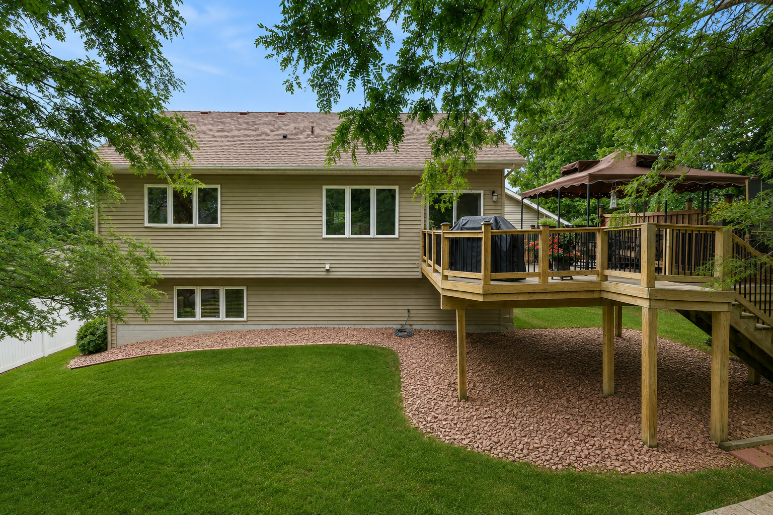 View of Residential at 18949 Embry Avenue, Farmington MN 55024, Farmington (5 of 29) - Mike Wilen | Minnesota Team Real Estate
