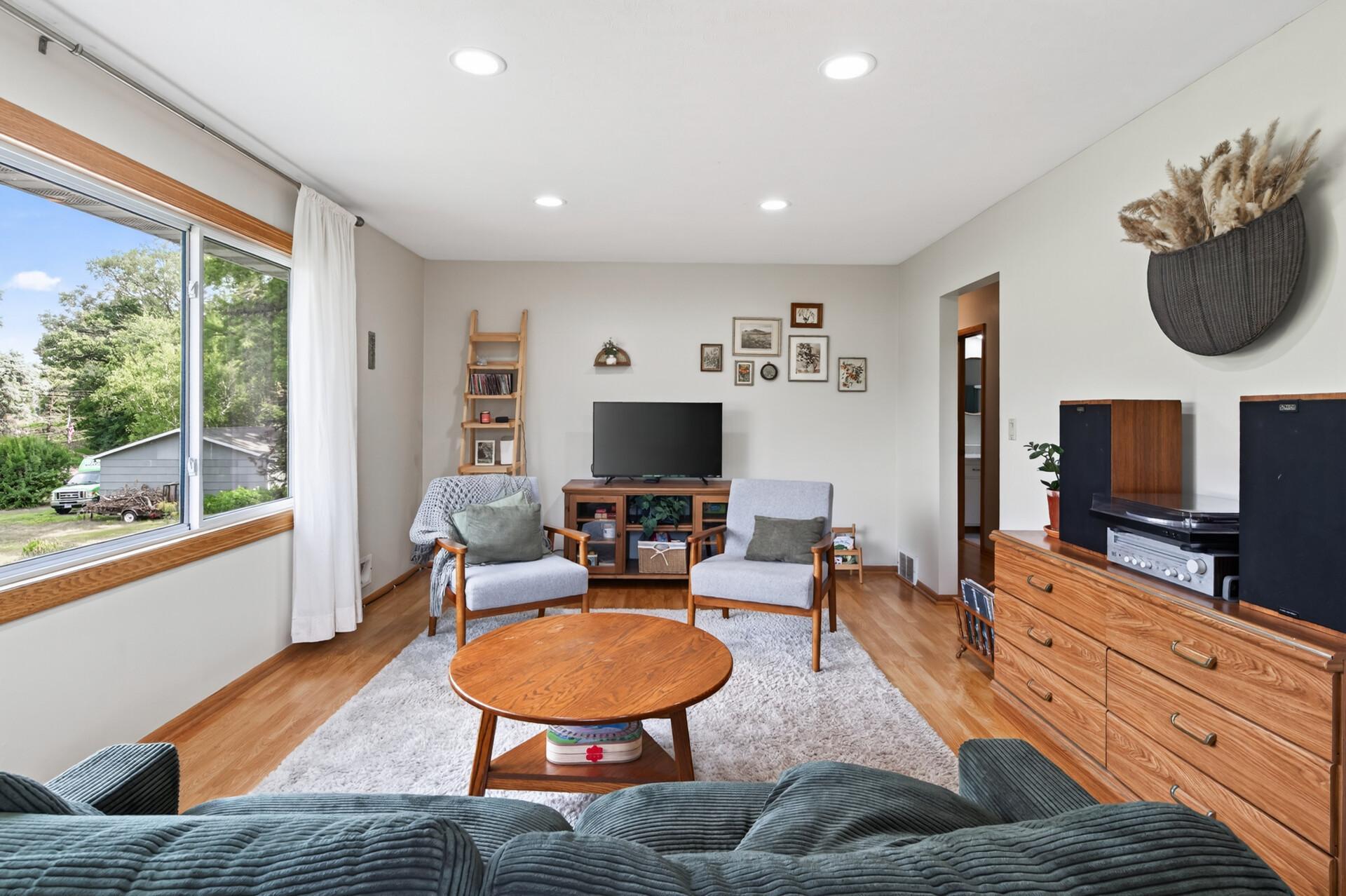 View of Residential at 5411 Baker Road, Minnetonka MN 55343, Minnetonka (6 of 28) - Mike Wilen | Minnesota Team Real Estate