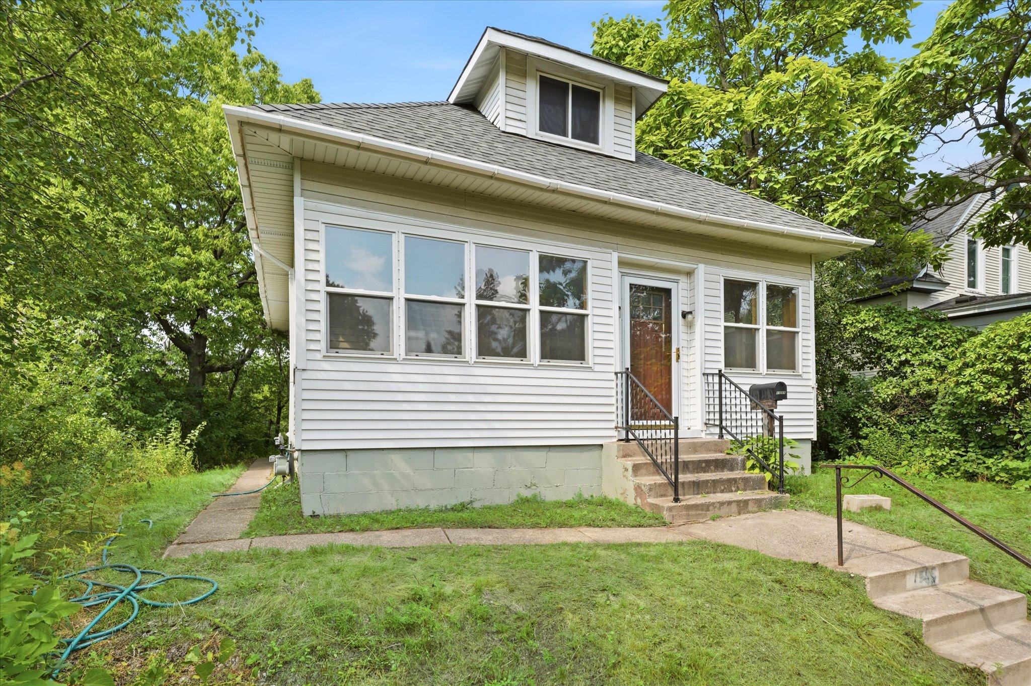 View of Residential at 1565 7th Street, Saint Paul MN 55106, Saint Paul (2 of 21) - Mike Wilen | Minnesota Team Real Estate