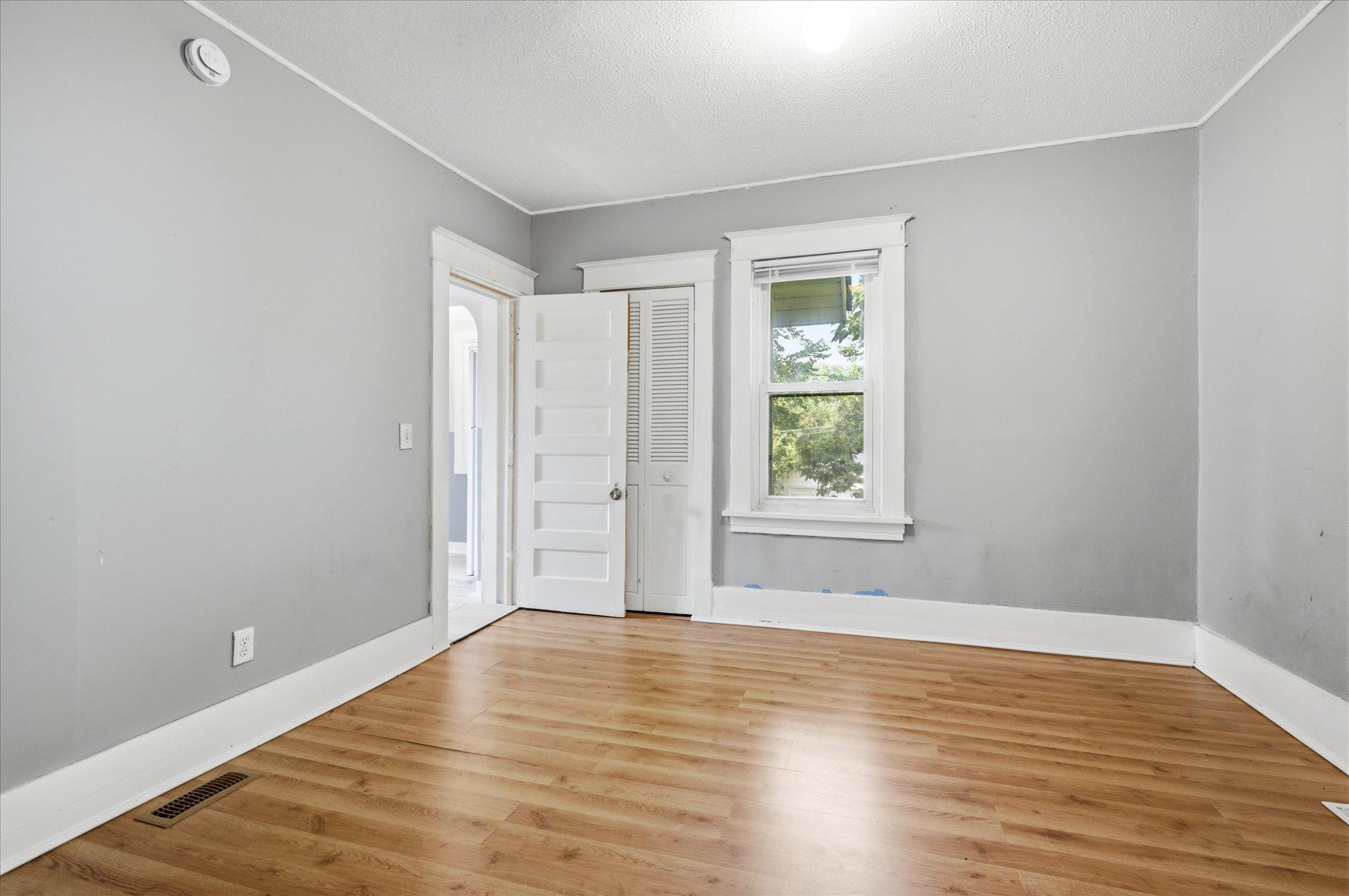 View of Residential at 1565 7th Street, Saint Paul MN 55106, Saint Paul (17 of 21) - Mike Wilen | Minnesota Team Real Estate