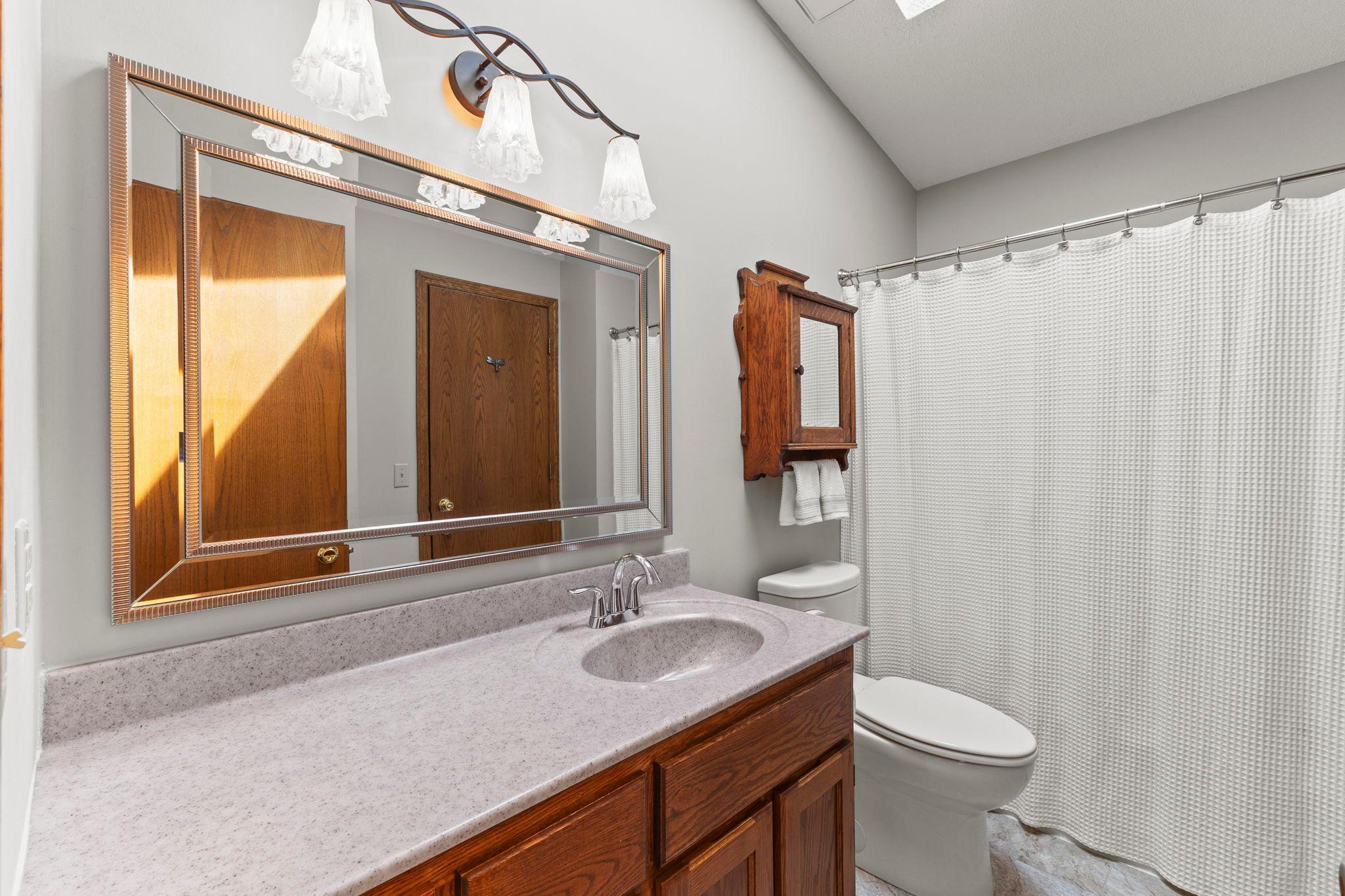 View of Residential at 987 Kettle Creek Road, Eagan MN 55123, Eagan (17 of 50) - Mike Wilen | Minnesota Team Real Estate