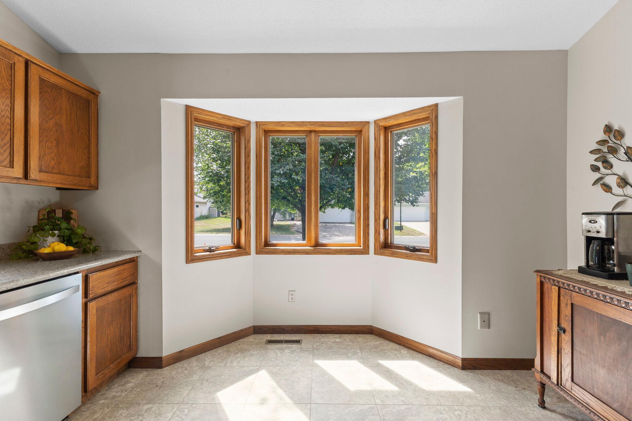 View of Residential at 987 Kettle Creek Road, Eagan MN 55123, Eagan (6 of 50) - Mike Wilen | Minnesota Team Real Estate