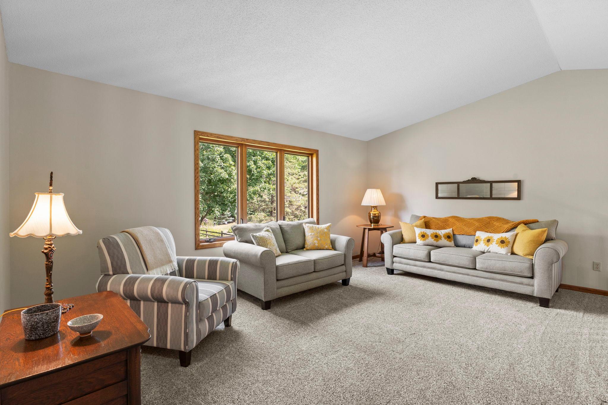 View of Residential at 987 Kettle Creek Road, Eagan MN 55123, Eagan (8 of 50) - Mike Wilen | Minnesota Team Real Estate