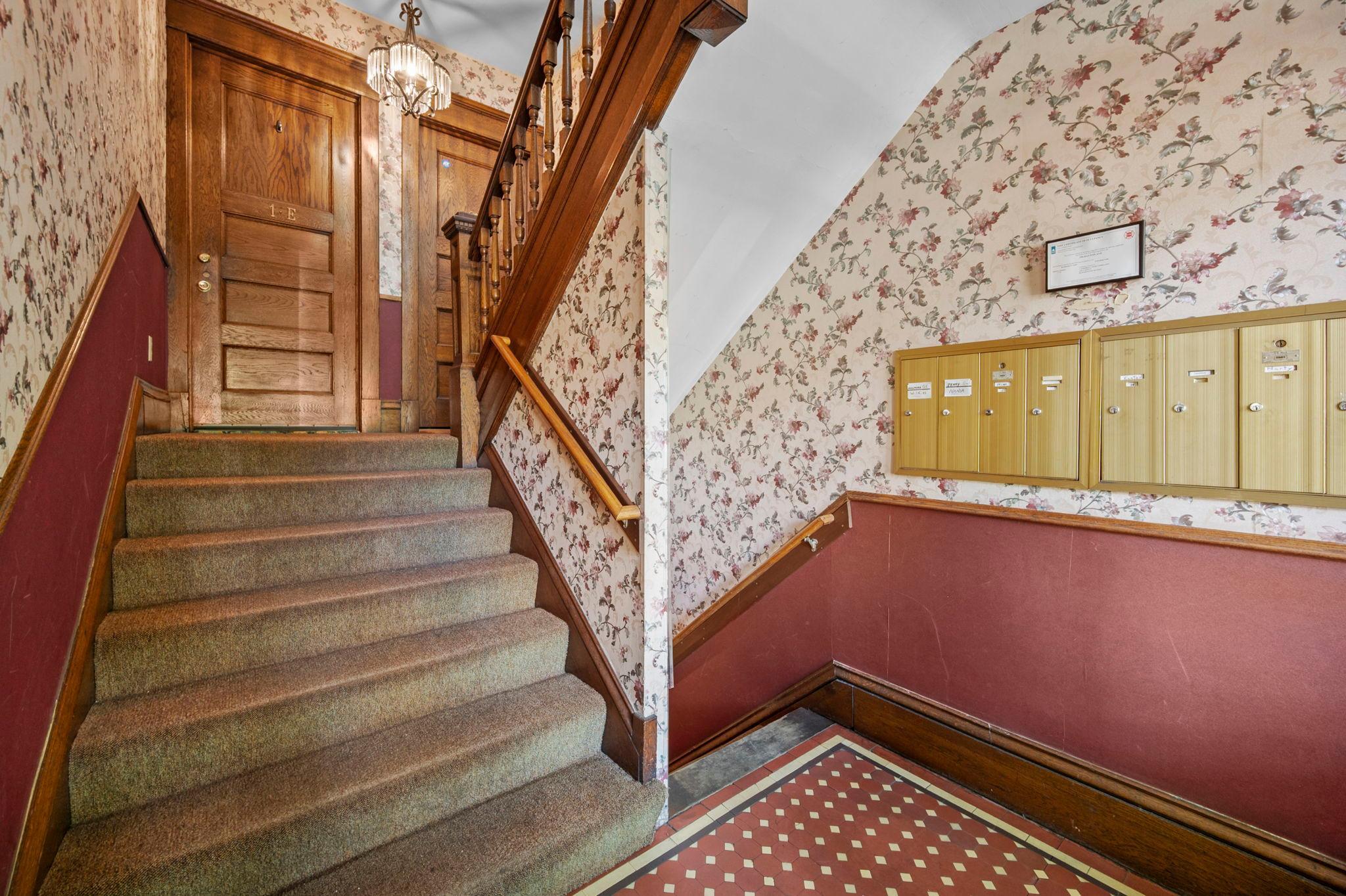 View of Residential at 294 Dayton Avenue #1E, Saint Paul MN 55102, Saint Paul (7 of 46) - Mike Wilen | Minnesota Team Real Estate