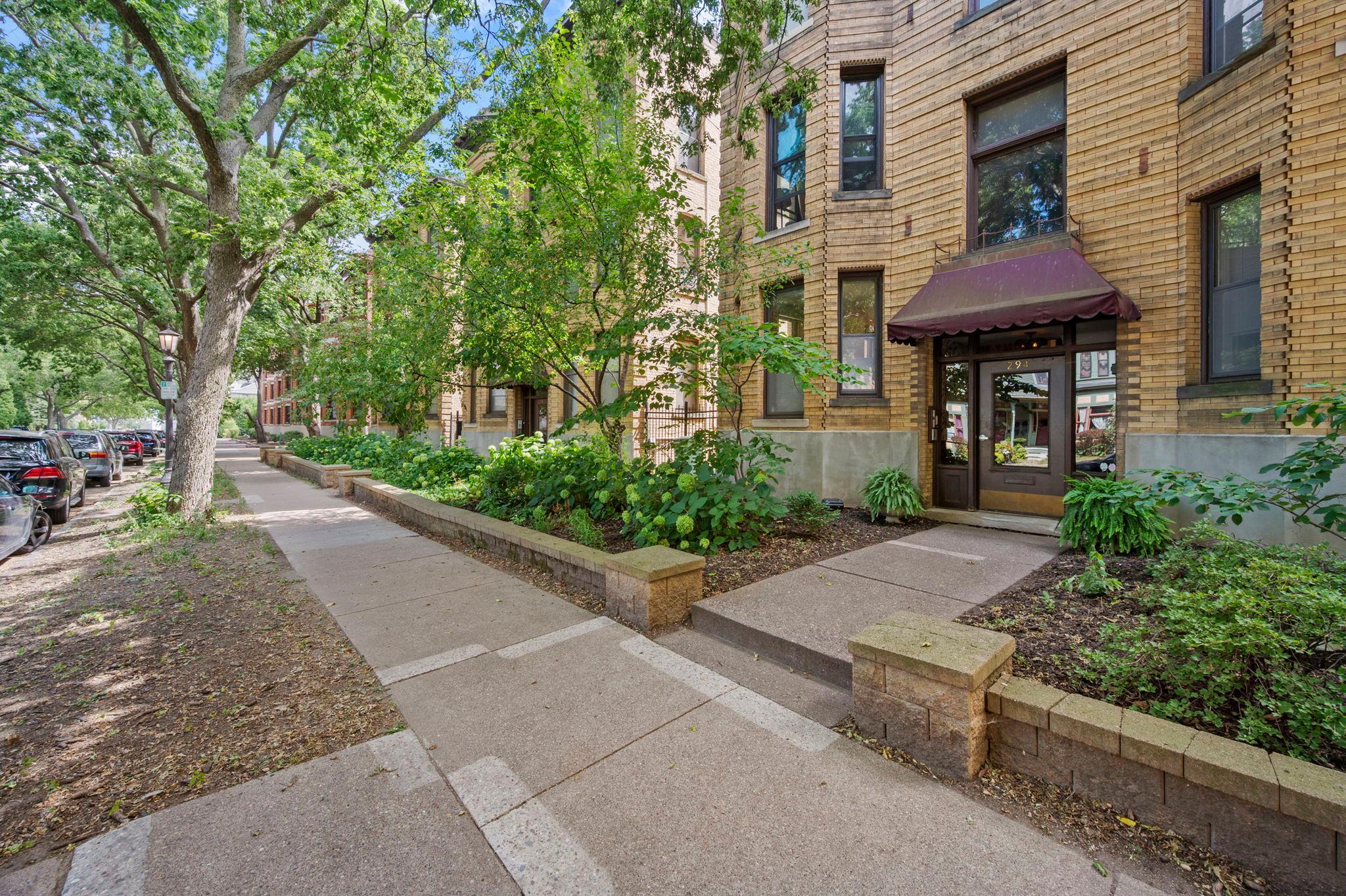 View of Residential at 294 Dayton Avenue #1E, Saint Paul MN 55102, Saint Paul (4 of 46) - Mike Wilen | Minnesota Team Real Estate