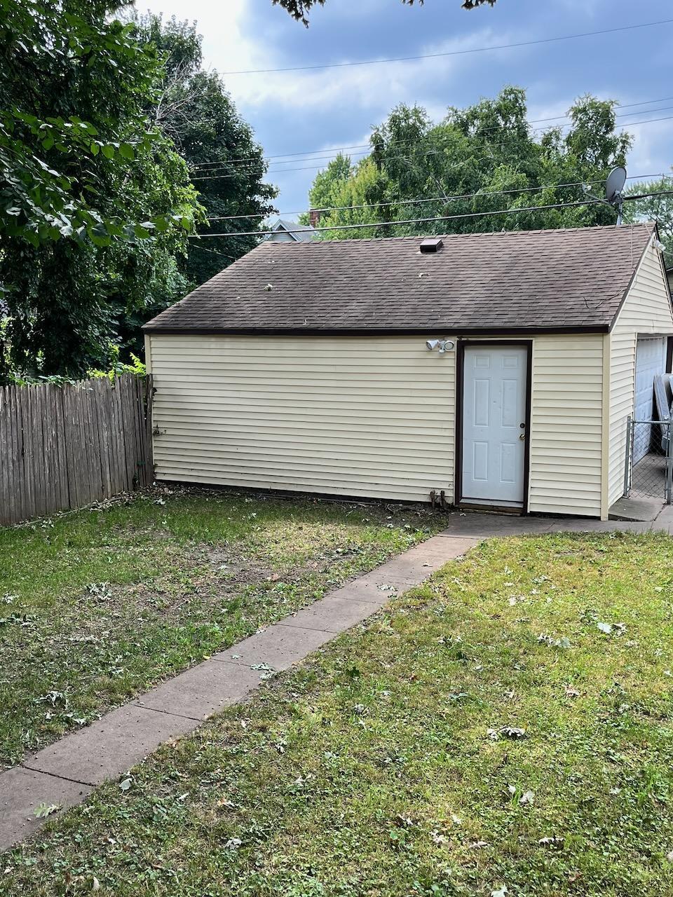View of Residential at 2807 Colfax Avenue, Minneapolis MN 55411, Minneapolis (25 of 25) - Mike Wilen | Minnesota Team Real Estate