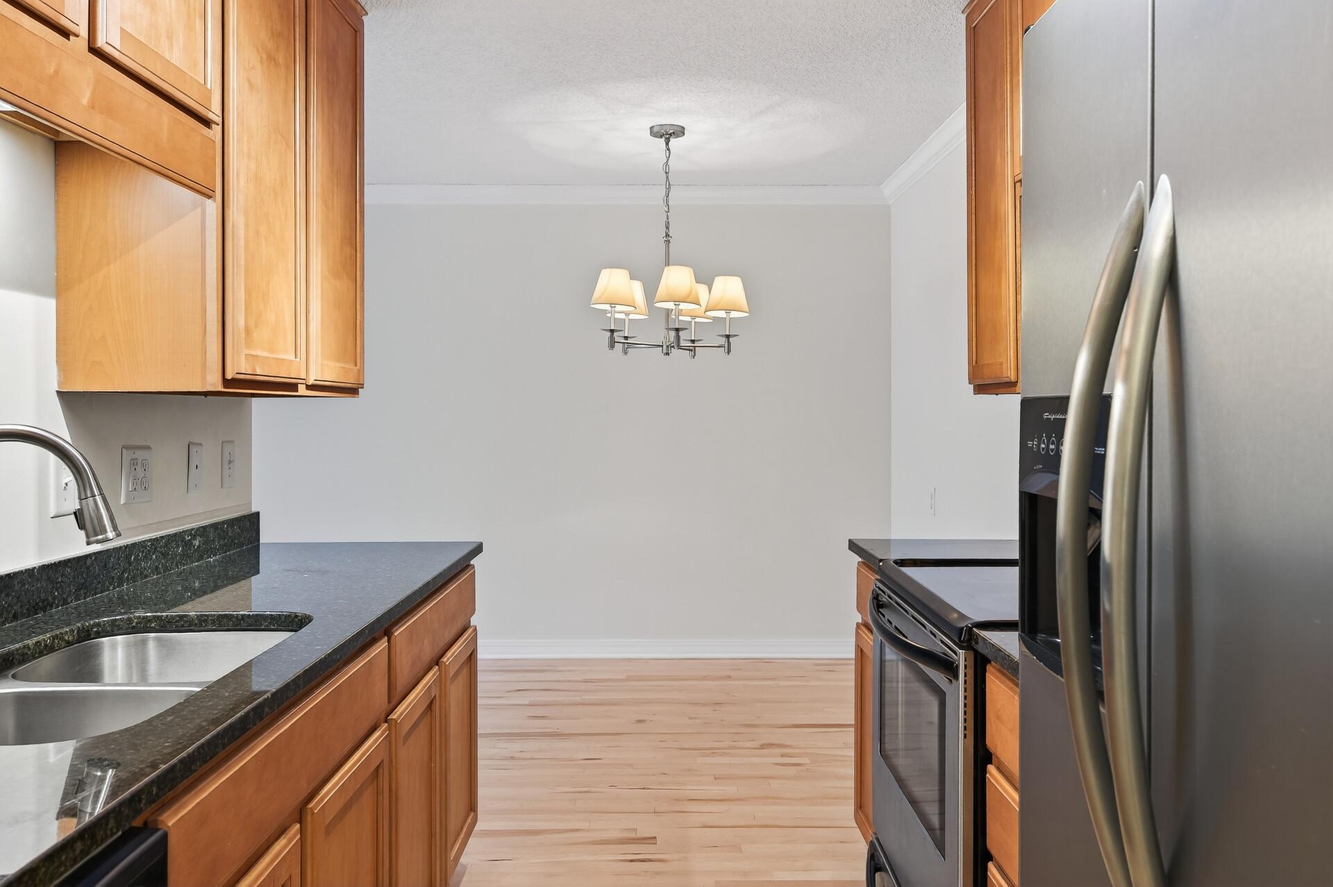 View of Residential at 821 Douglas Avenue #204, Minneapolis MN 55403, Minneapolis (9 of 29) - Mike Wilen | Minnesota Team Real Estate