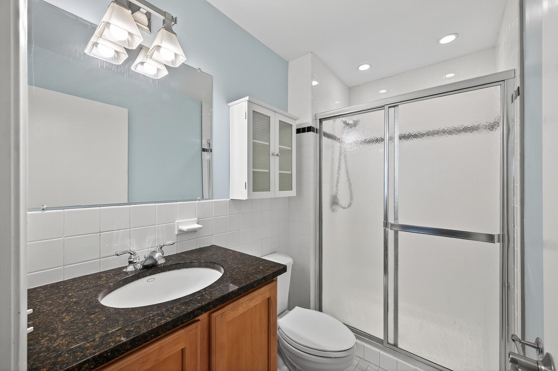 View of Residential at 821 Douglas Avenue #204, Minneapolis MN 55403, Minneapolis (18 of 29) - Mike Wilen | Minnesota Team Real Estate