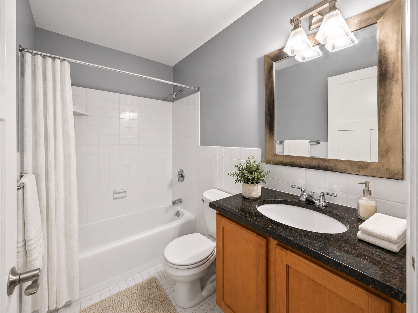 View of Residential at 821 Douglas Avenue #204, Minneapolis MN 55403, Minneapolis (19 of 29) - Mike Wilen | Minnesota Team Real Estate