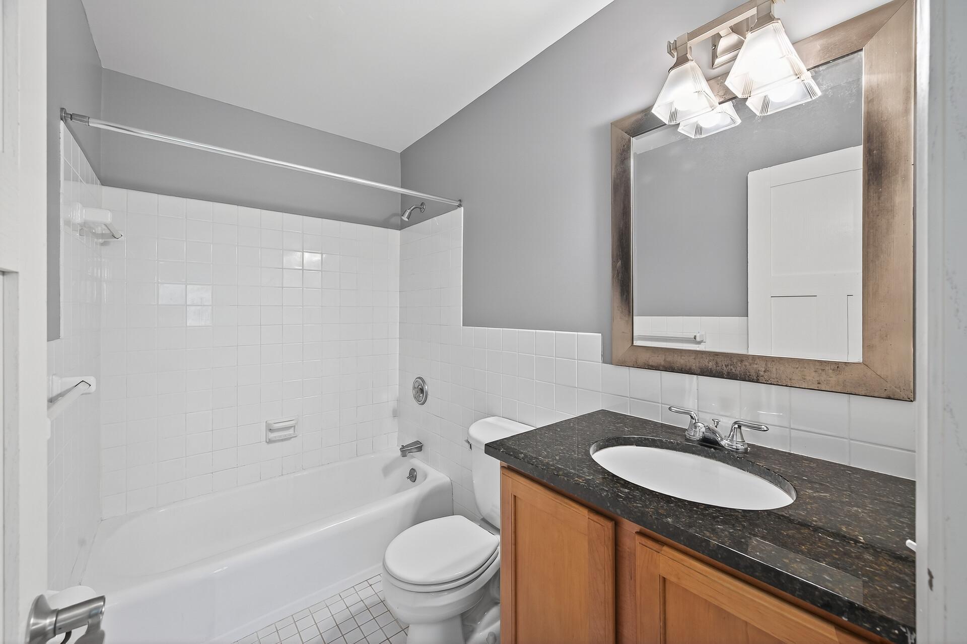 View of Residential at 821 Douglas Avenue #204, Minneapolis MN 55403, Minneapolis (20 of 29) - Mike Wilen | Minnesota Team Real Estate