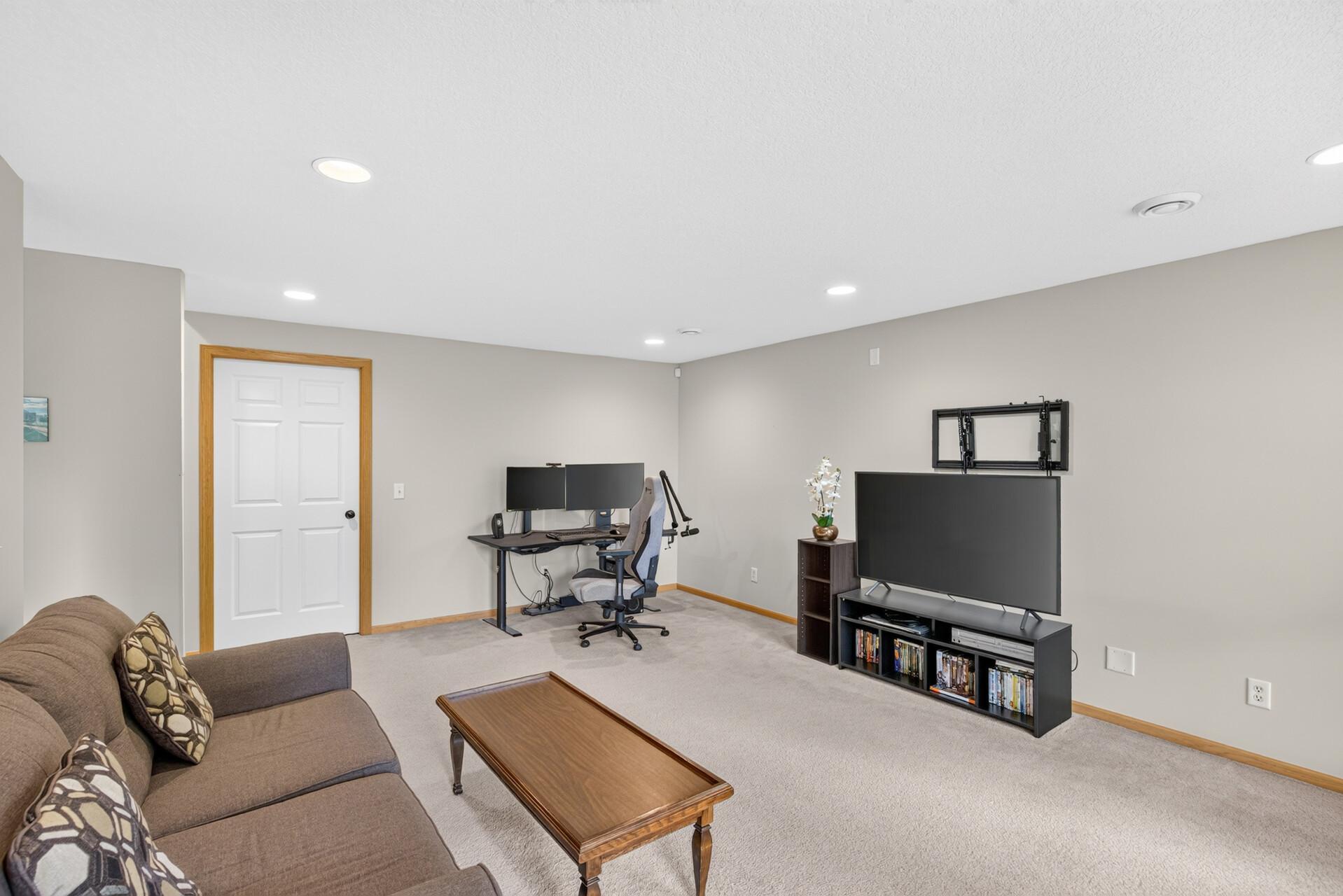 View of Residential at 18057 Kindred Court, Lakeville MN 55044, Lakeville (20 of 34) - Mike Wilen | Minnesota Team Real Estate