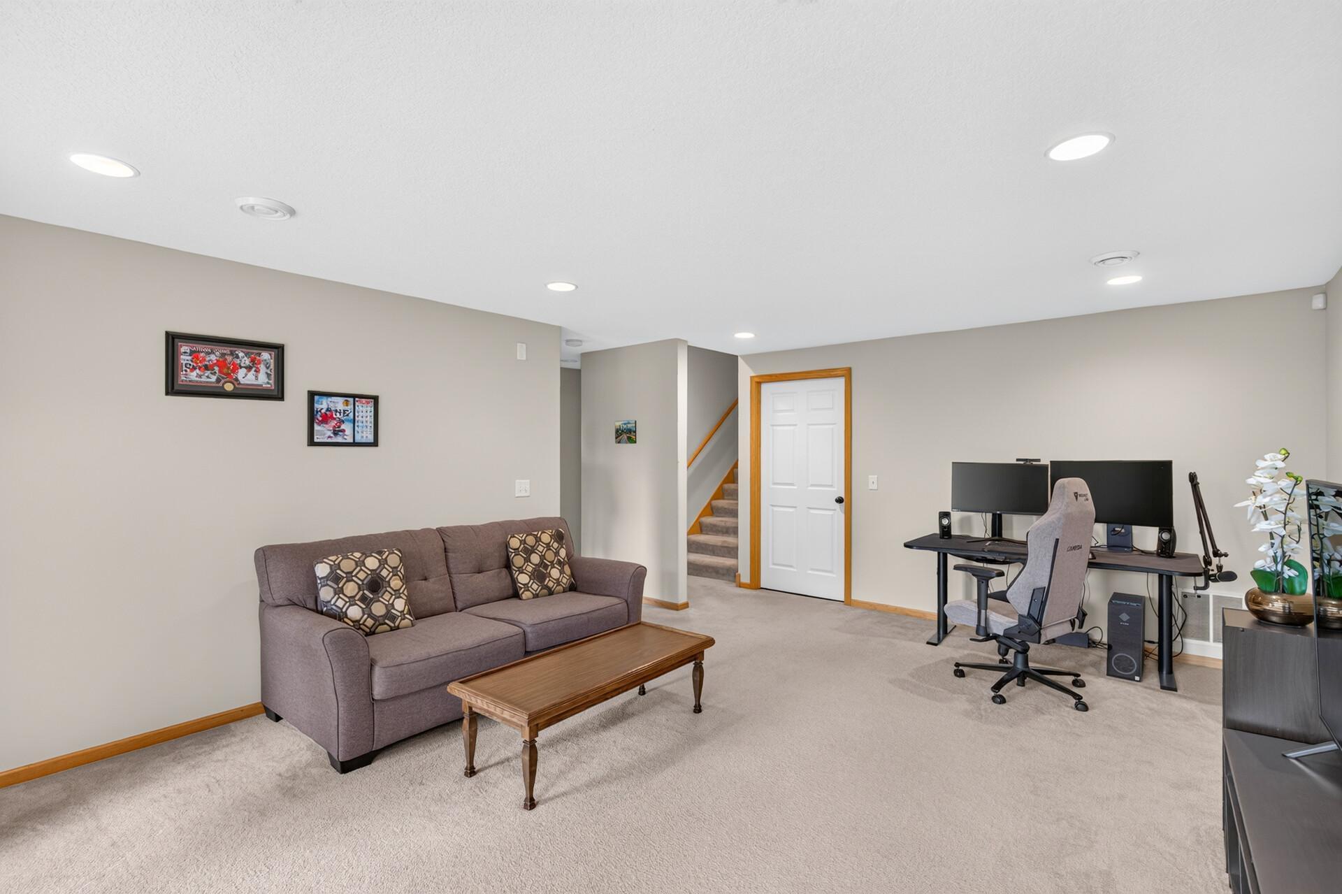 View of Residential at 18057 Kindred Court, Lakeville MN 55044, Lakeville (19 of 34) - Mike Wilen | Minnesota Team Real Estate