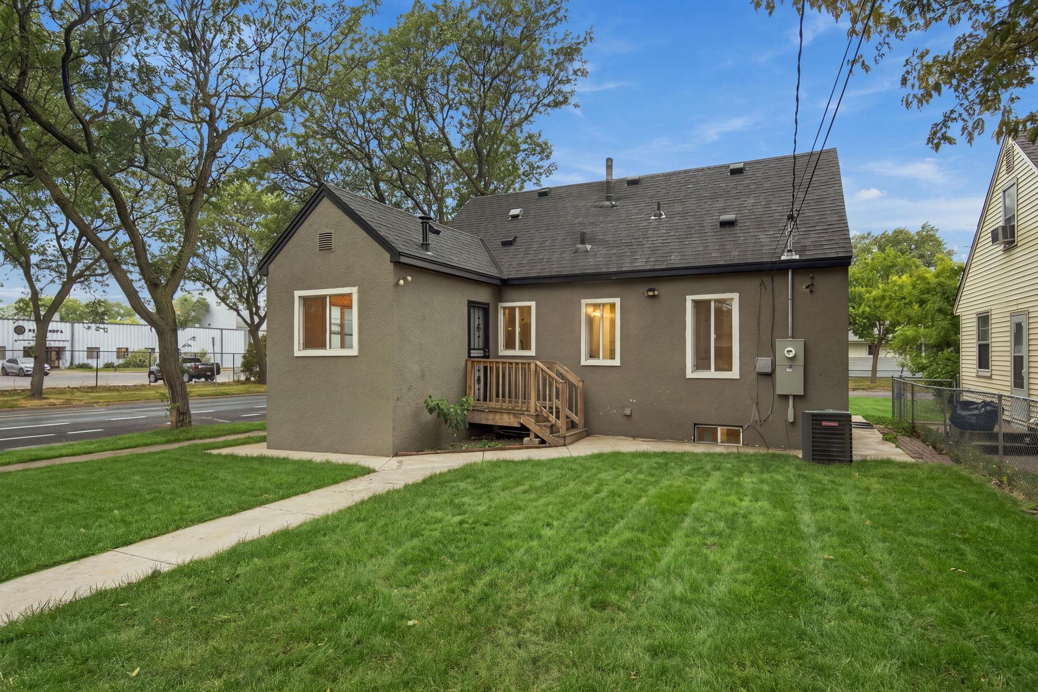 View of Residential at 4900 Morgan Avenue, Minneapolis MN 55430, Minneapolis (17 of 23) - Mike Wilen | Minnesota Team Real Estate