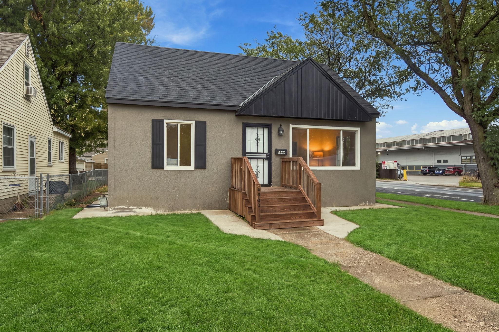 View of Residential at 4900 Morgan Avenue, Minneapolis MN 55430, Minneapolis (19 of 23) - Mike Wilen | Minnesota Team Real Estate