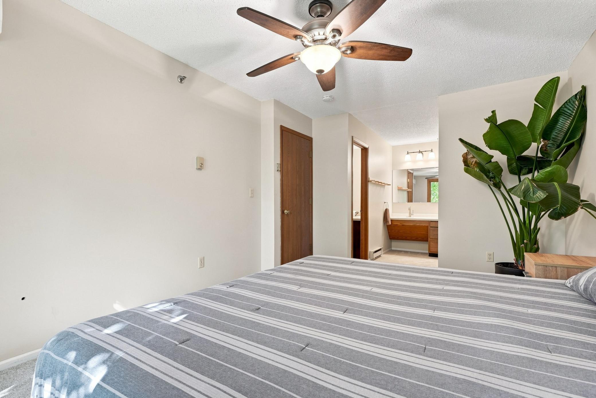 View of Residential at 1005 Rae Drive #8, Richfield MN 55423, Richfield (21 of 66) - Mike Wilen | Minnesota Team Real Estate