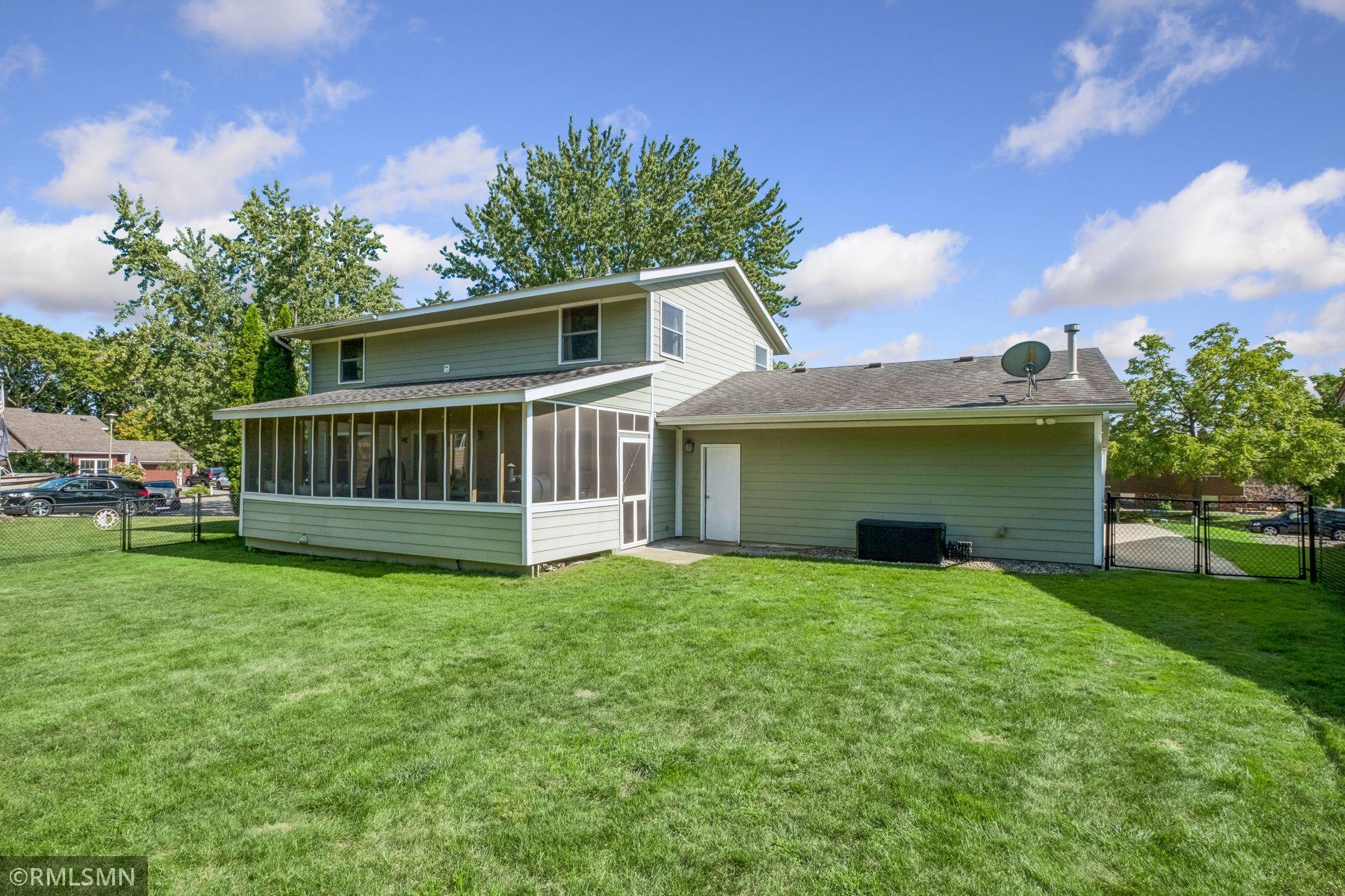 View of Residential at 1440 Valley View Road, Chaska MN 55318, Chaska (40 of 45) - Mike Wilen | Minnesota Team Real Estate