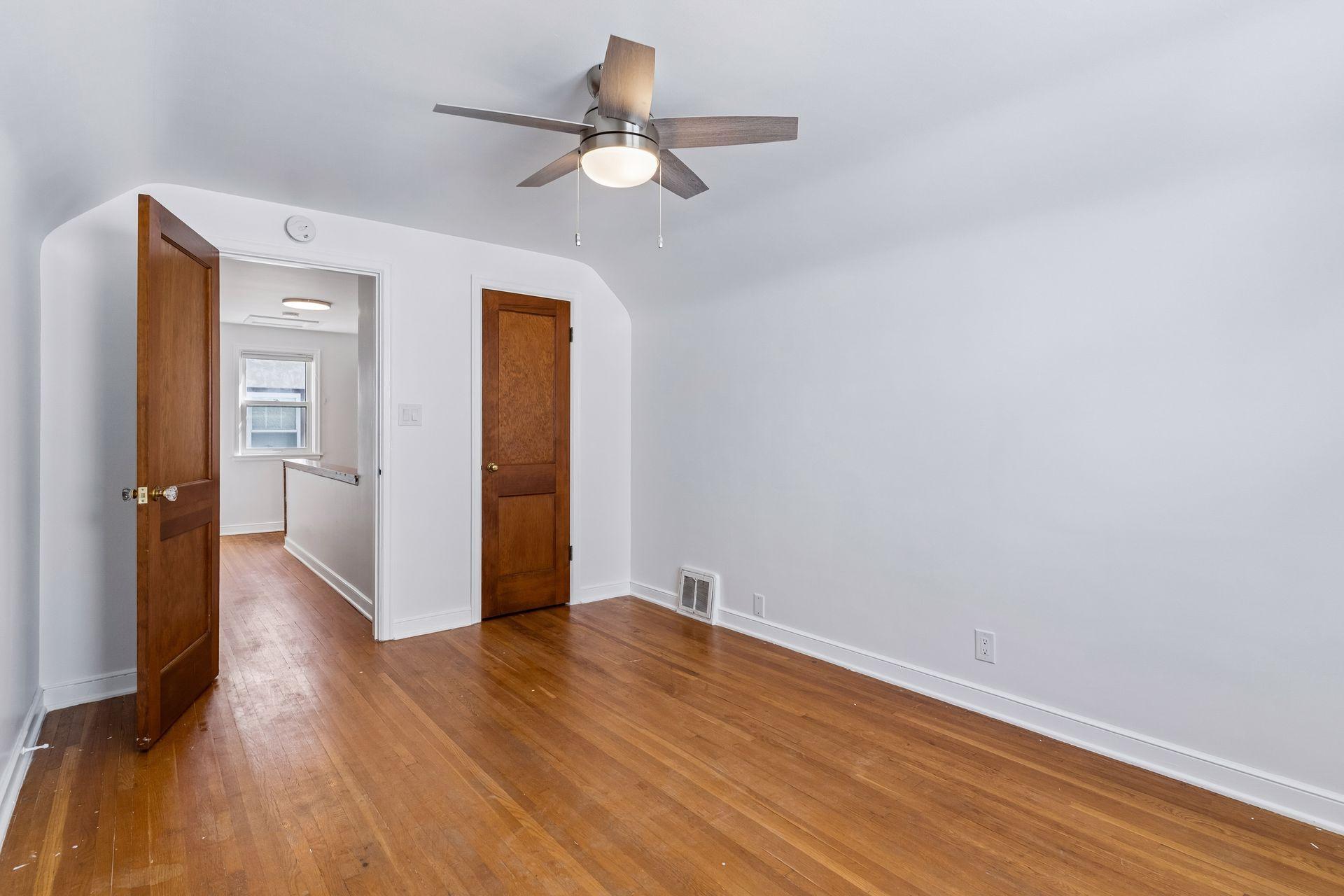View of Residential at 5412 Nokomis Avenue, Minneapolis MN 55417, Minneapolis (25 of 39) - Mike Wilen | Minnesota Team Real Estate
