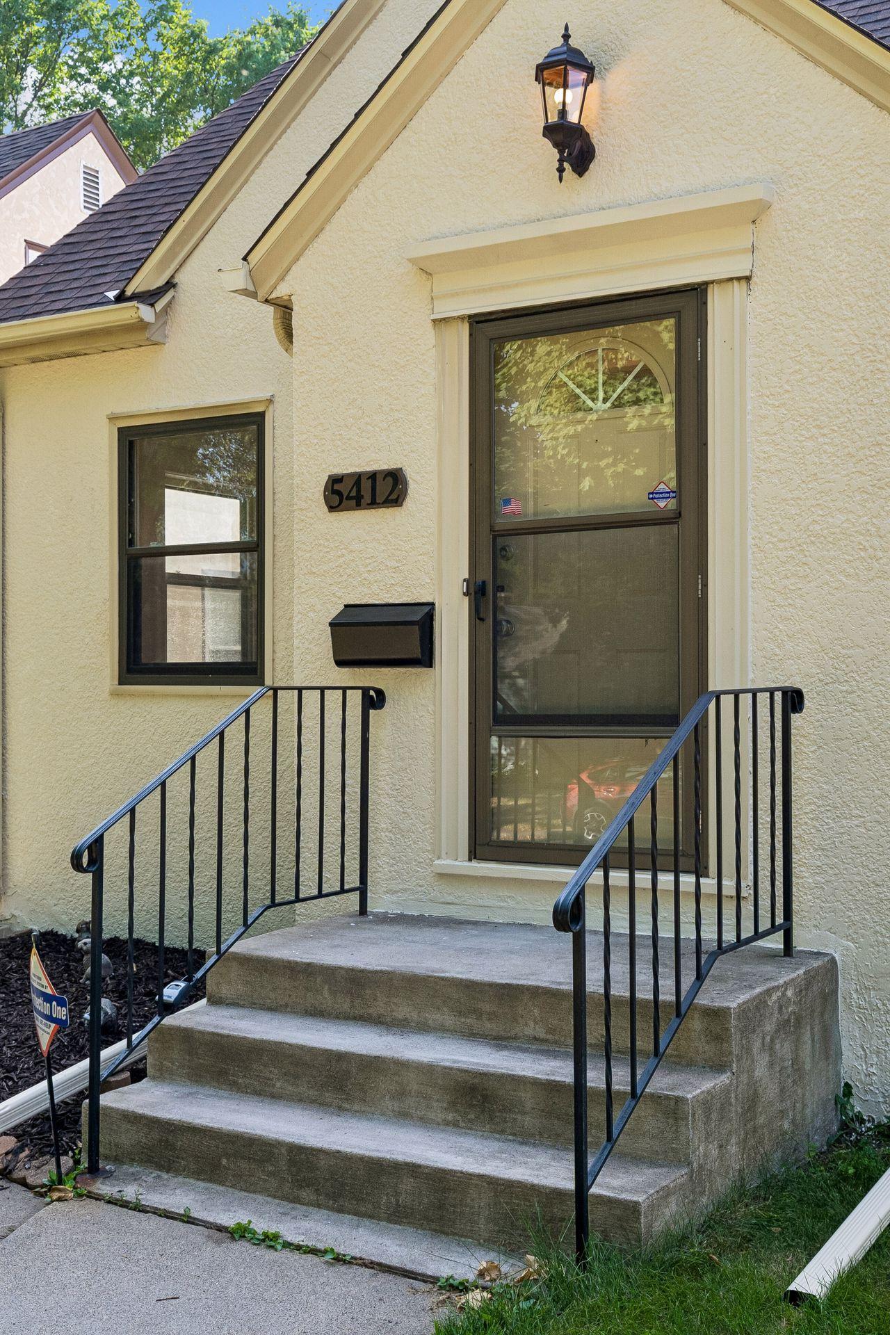 View of Residential at 5412 Nokomis Avenue, Minneapolis MN 55417, Minneapolis (4 of 39) - Mike Wilen | Minnesota Team Real Estate