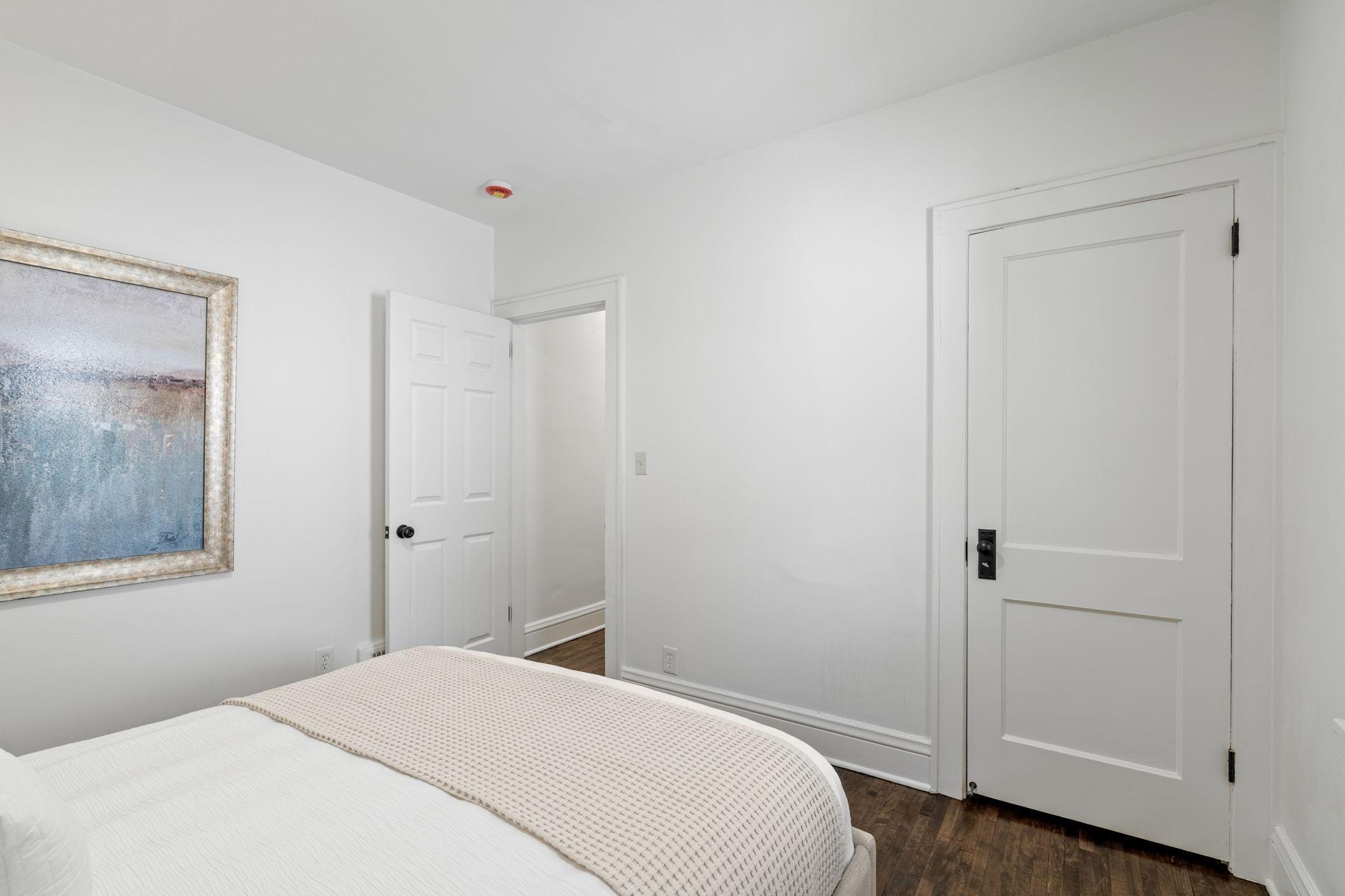 View of Residential at 3447 James Avenue, Minneapolis MN 55412, Minneapolis (23 of 30) - Mike Wilen | Minnesota Team Real Estate