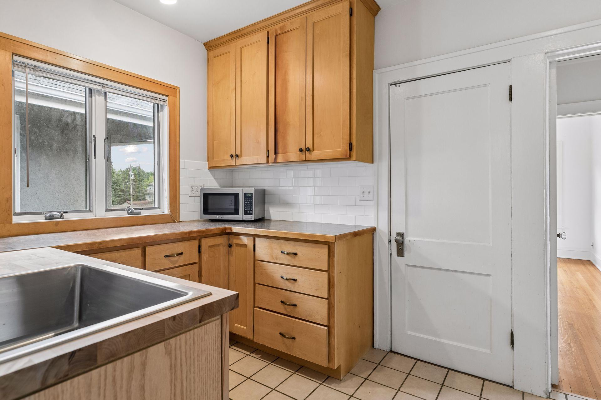 View of Residential Income at 1432 Goodrich Avenue, Saint Paul MN 55105, Saint Paul (18 of 44) - Mike Wilen | Minnesota Team Real Estate