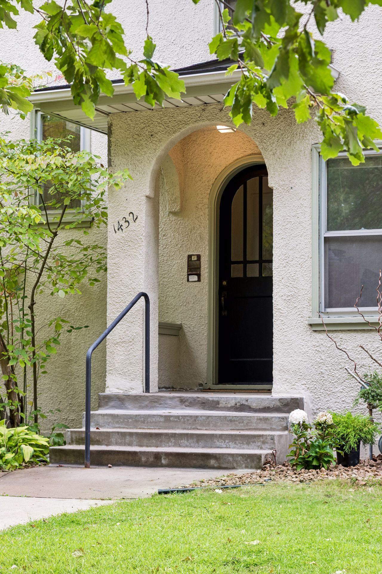 View of Residential Income at 1432 Goodrich Avenue, Saint Paul MN 55105, Saint Paul (4 of 44) - Mike Wilen | Minnesota Team Real Estate
