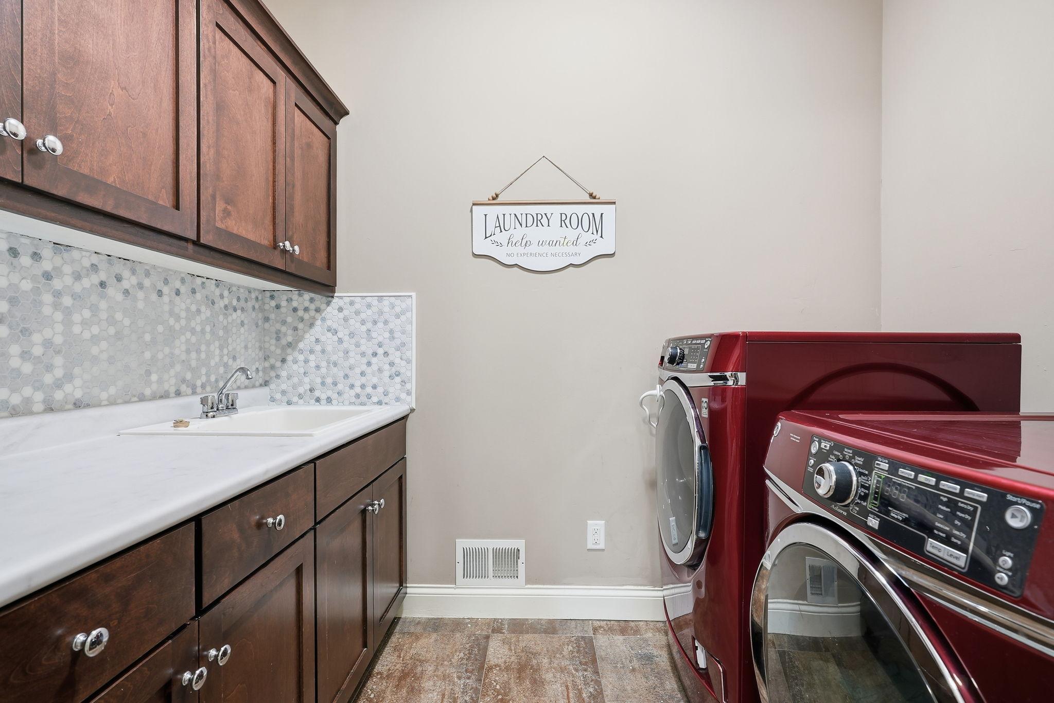 View of Residential at 16588 Lake Drive, Lakeville MN 55044, Lakeville (20 of 45) - Mike Wilen | Minnesota Team Real Estate