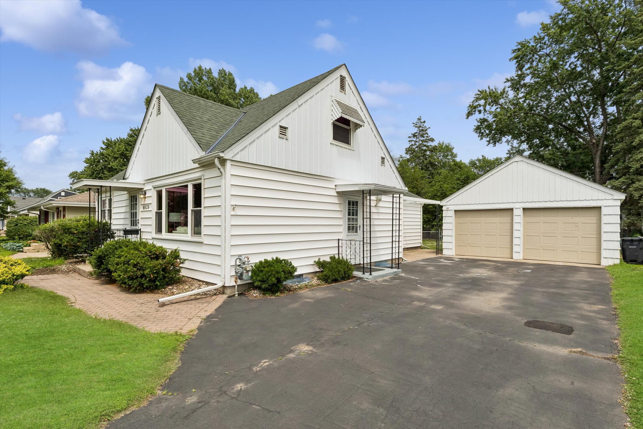 View of Residential at 6839 10th Avenue, Richfield MN 55423, Richfield (22 of 24) - Mike Wilen | Minnesota Team Real Estate
