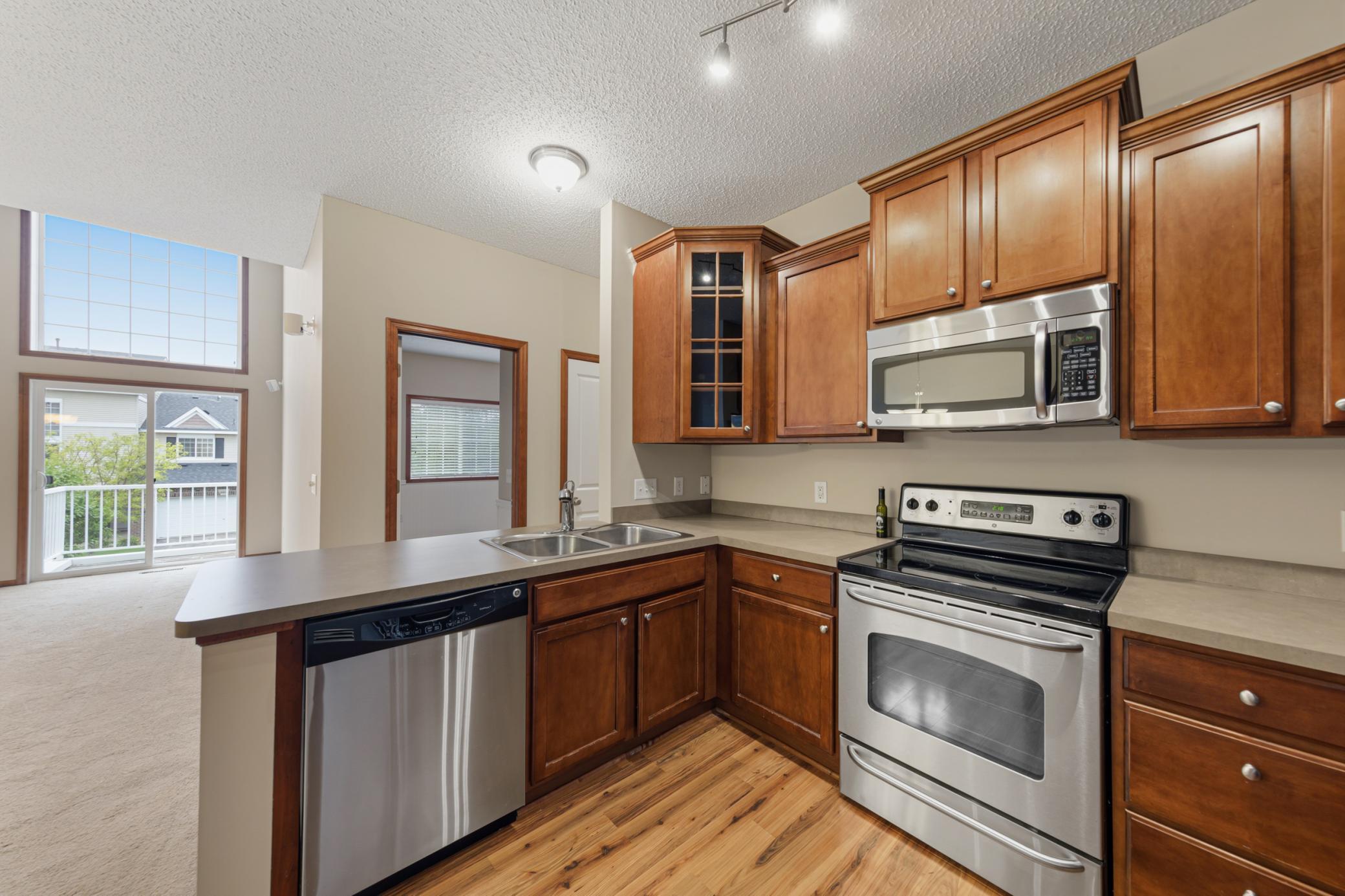 View of Residential at 18418 Lafayette Way #428G, Lakeville MN 55044, Lakeville (21 of 40) - Mike Wilen | Minnesota Team Real Estate