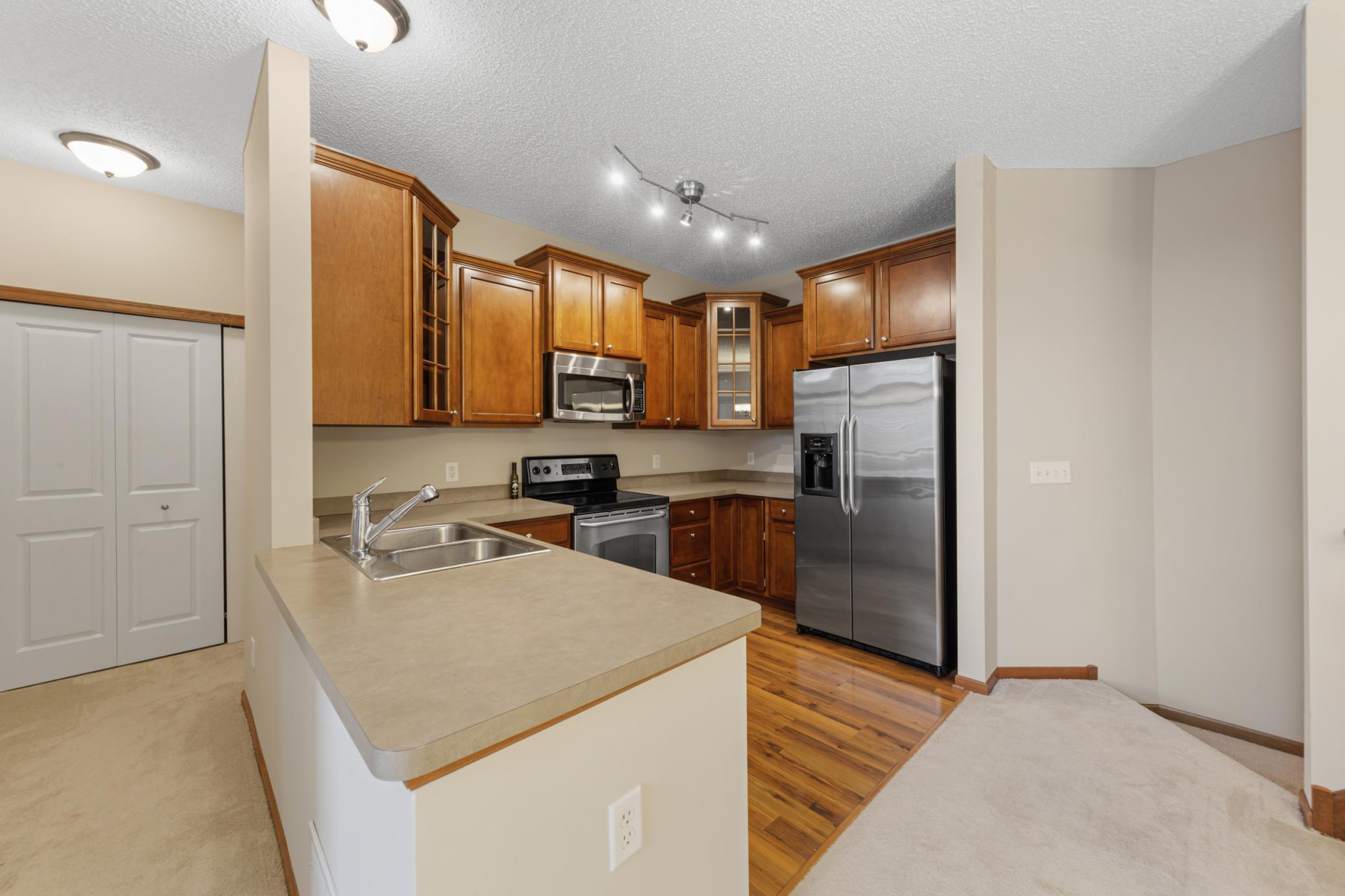 View of Residential at 18418 Lafayette Way #428G, Lakeville MN 55044, Lakeville (19 of 40) - Mike Wilen | Minnesota Team Real Estate
